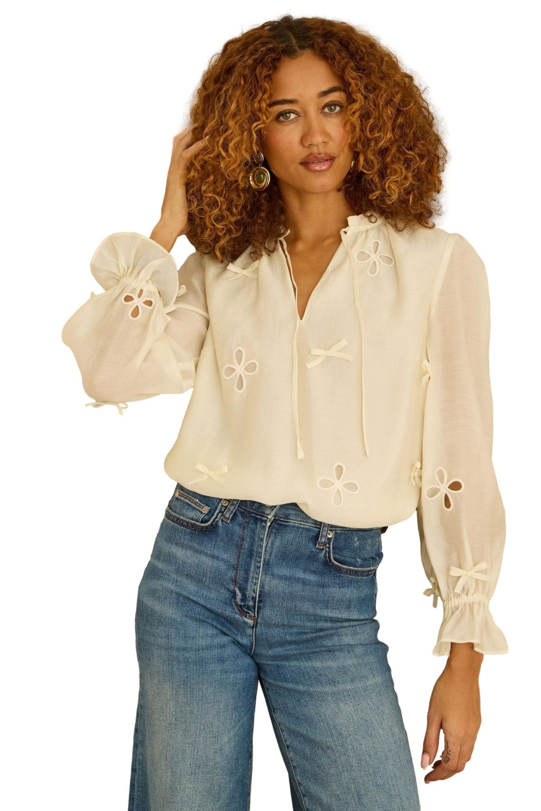 Langarmbluse Love & Roses Bluse mit 3D-Schleife, Regular