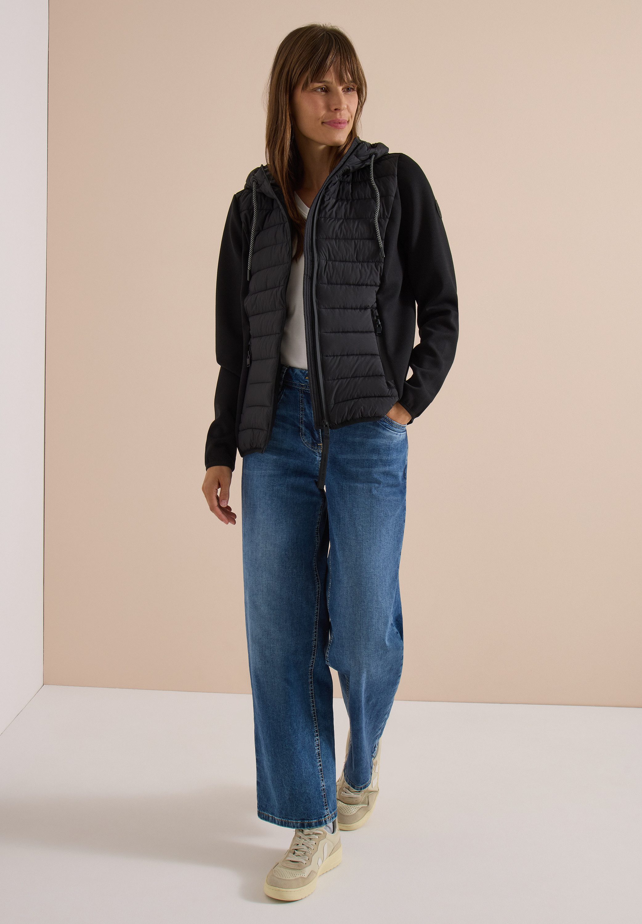 CECIL Outdoorjacke mit Kapuze mit Tunnelzugband – Bild 3 von 5