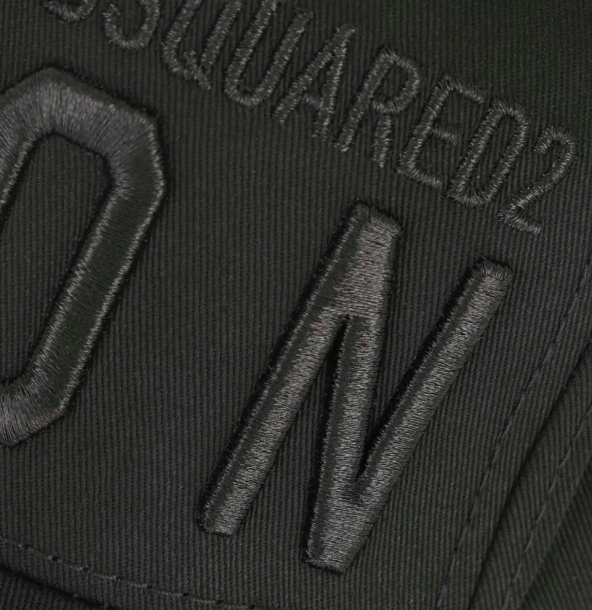 Dsquared2 Baseball Cap Basebalkappe Icon DSQ2 Logo Cap Kappe Mütze Mailand ansässiges Label mit leicht zerfetzt für einen Vintage-Look
