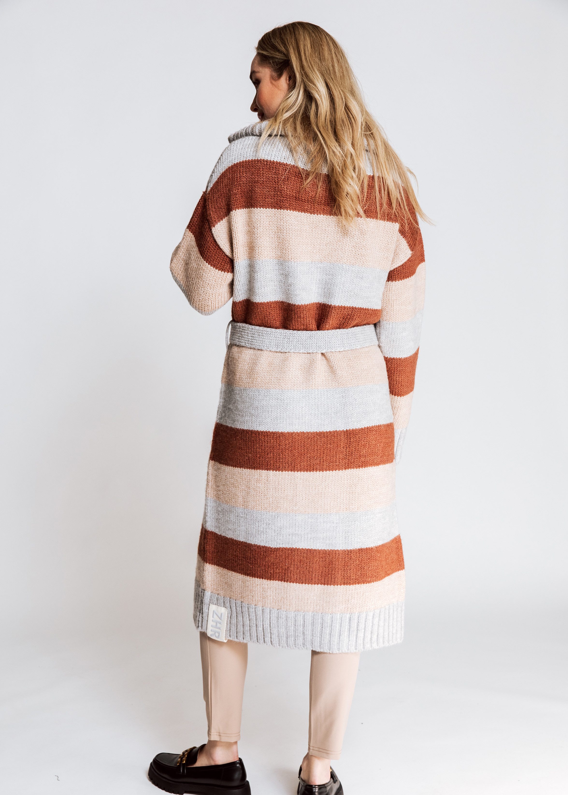 Zhrill Strickmantel KASA