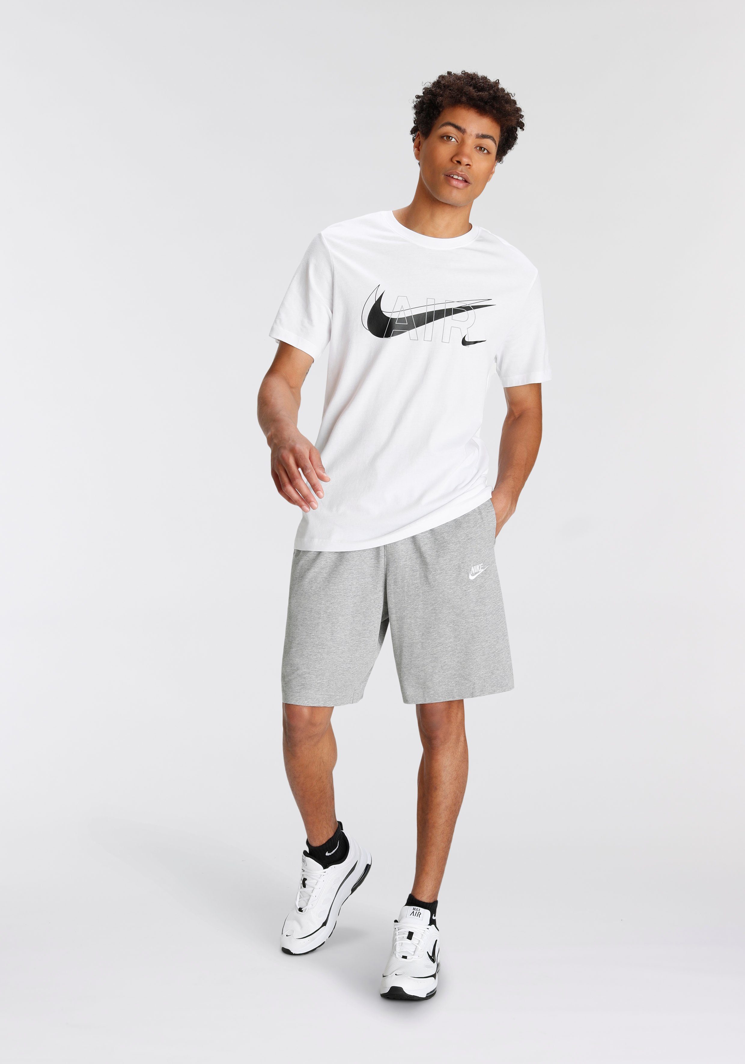 Men's Club Sportswear Shorts hellgrau-meliert Nike Shorts