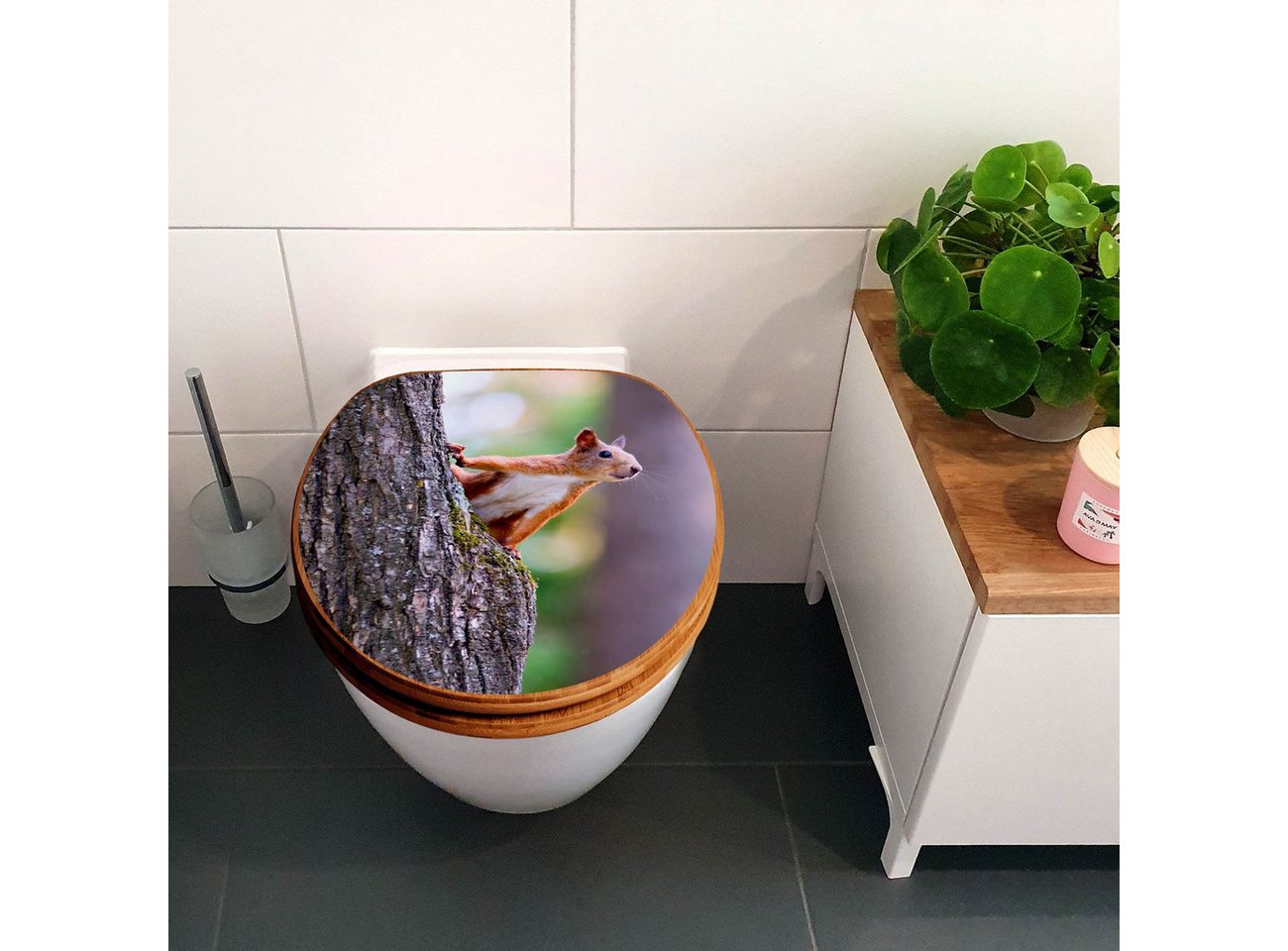 Thumbnail - banjado WC-Sitz aus Bambus Motiv Eichhörnchen (umweltfreundliches Material, integrierte Absenkautomatik), 45,8 x 37,5 x ...