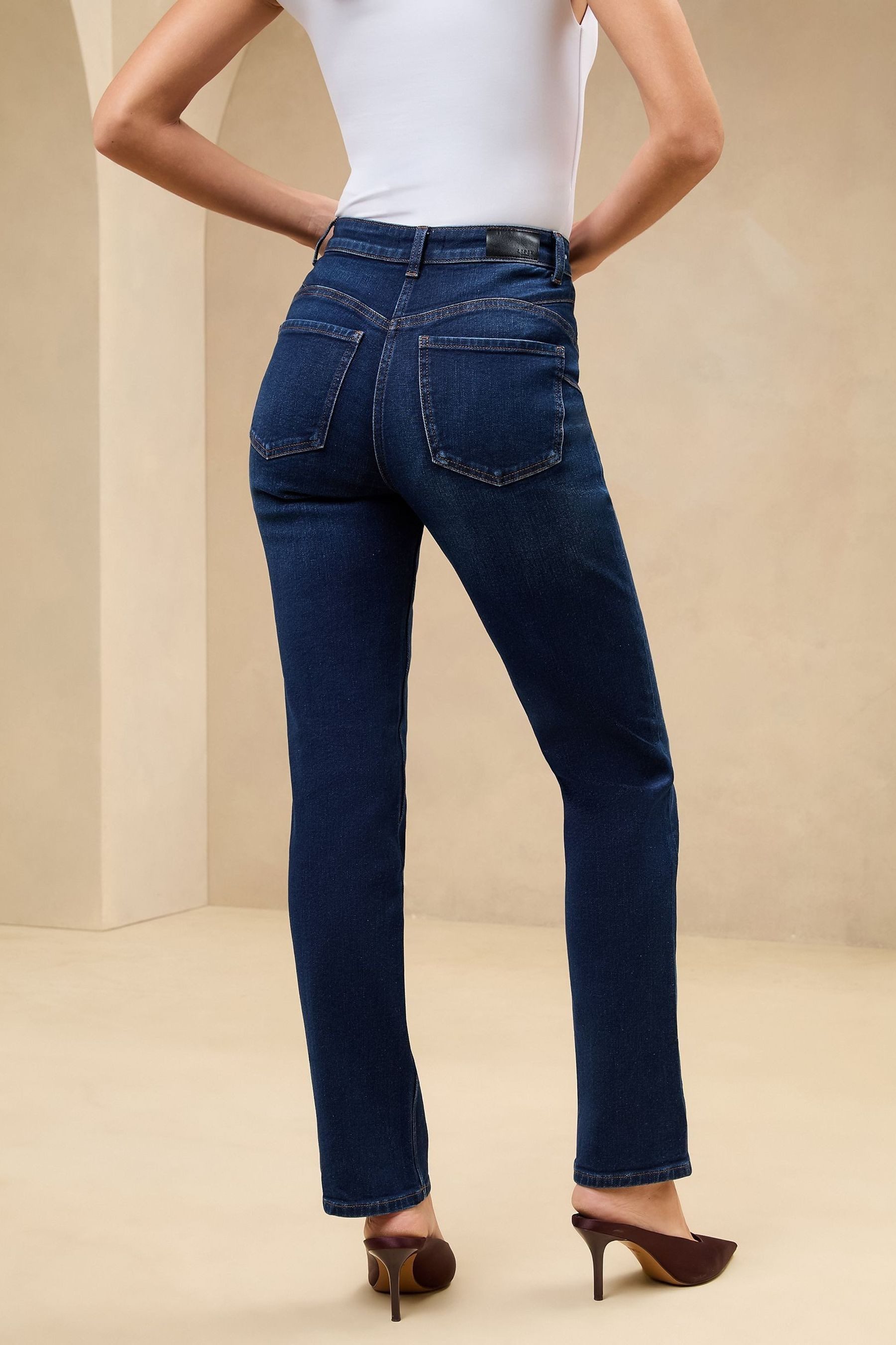 LIPSY Taillenjeans Lipsy Straight Fit Jeans mit hoher Taille, Petite (1-tlg)