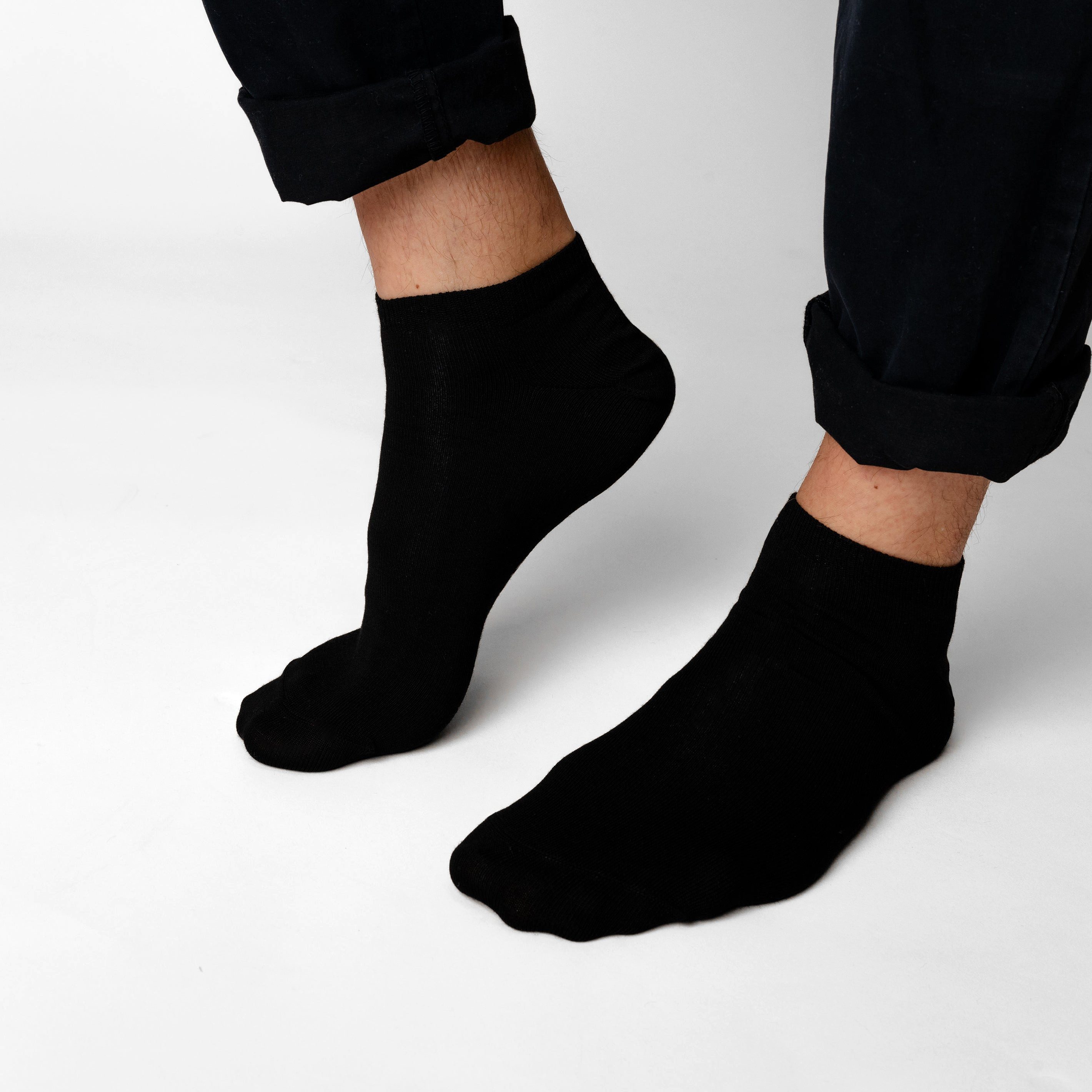 Tom Fyfe Sneakersocken TOM FYFE Merino Sneaker Socken Schwarz / 45-47 / 1 P günstig online kaufen