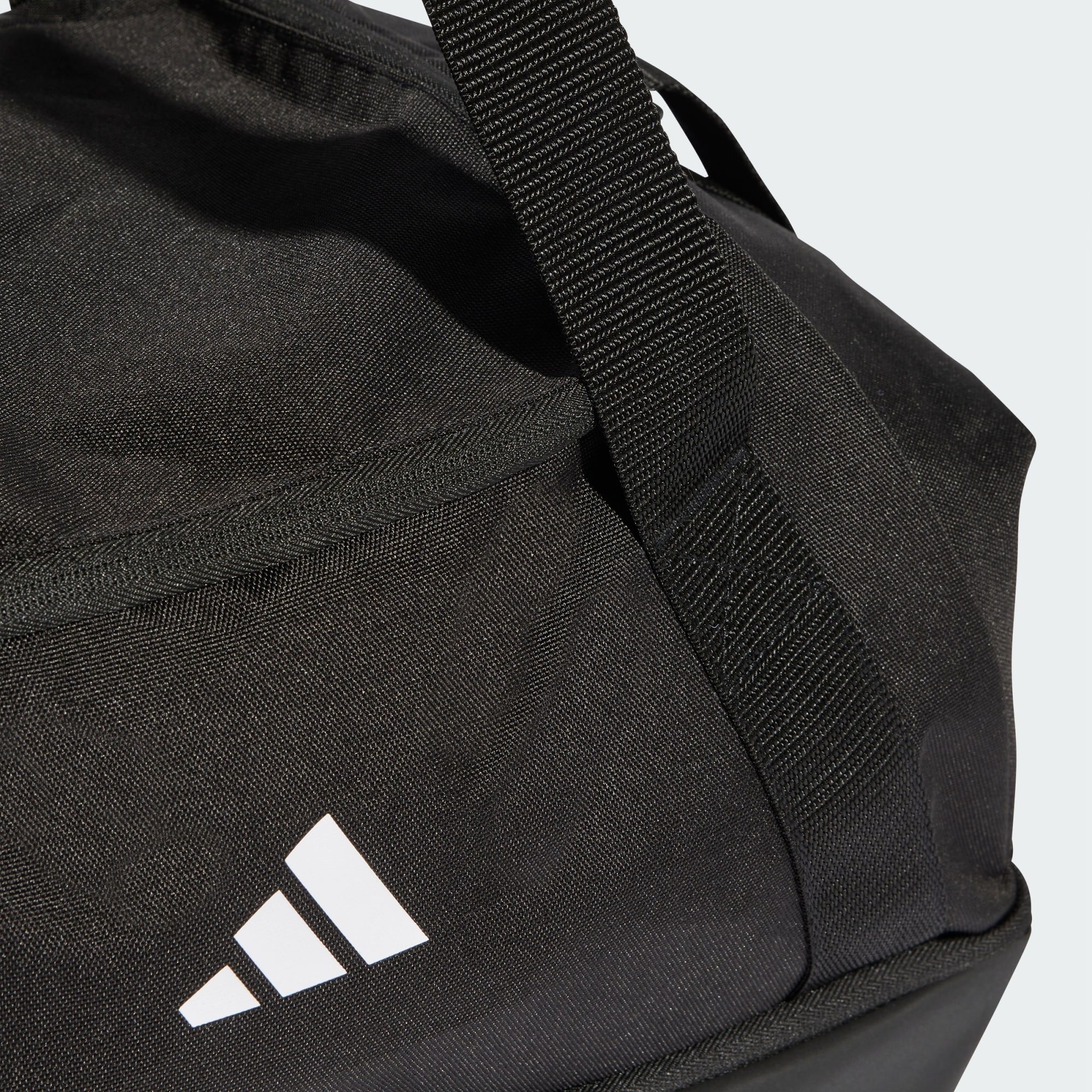 adidas Performance Reisetasche TIRO DUFFLEBAG S MIT BODENFACH (1-tlg)