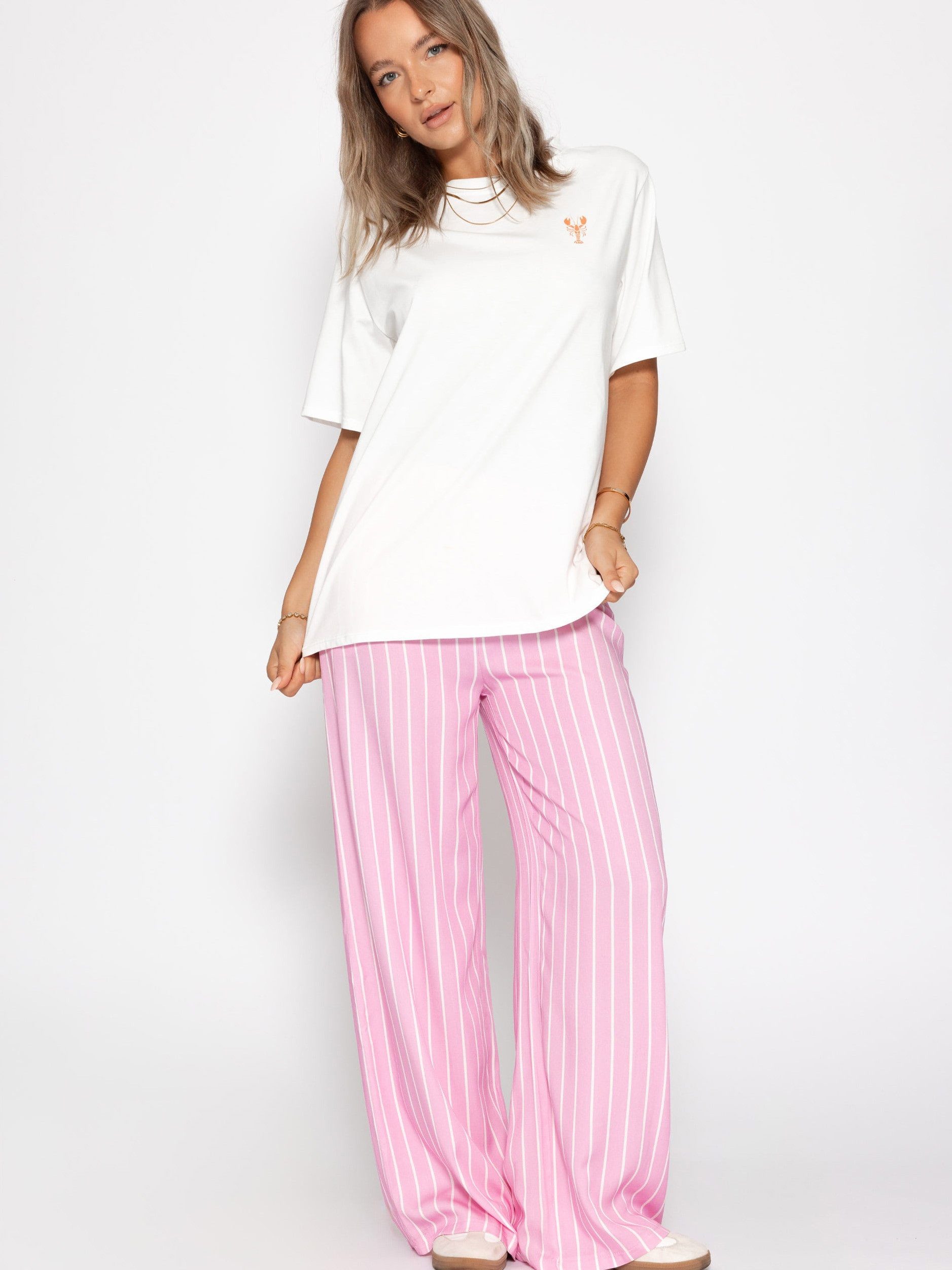 SASSYCLASSY T-Shirt Oversize T-Shirt mit Hummer Frontprint Damen Lässiges T-Shirt im Oversized Fit mit auffälligem Rückenprint weiß – Bild 5 von 5