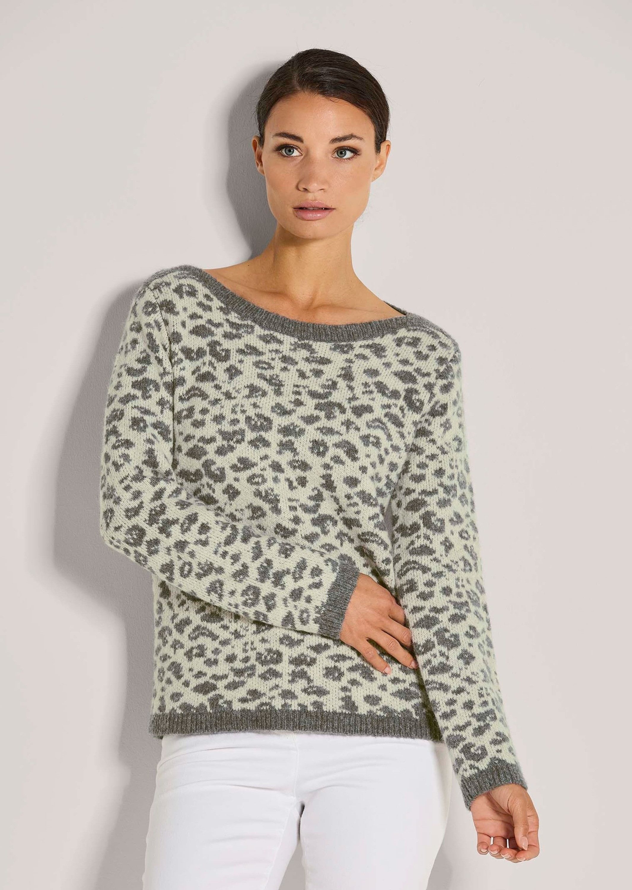 MADELEINE Вязаные свитера Eleganter Strick mit U-Boot-Ausschnitt Modischer Jacquardpullover mit Allover-Dessin, schmeichelnde Passform