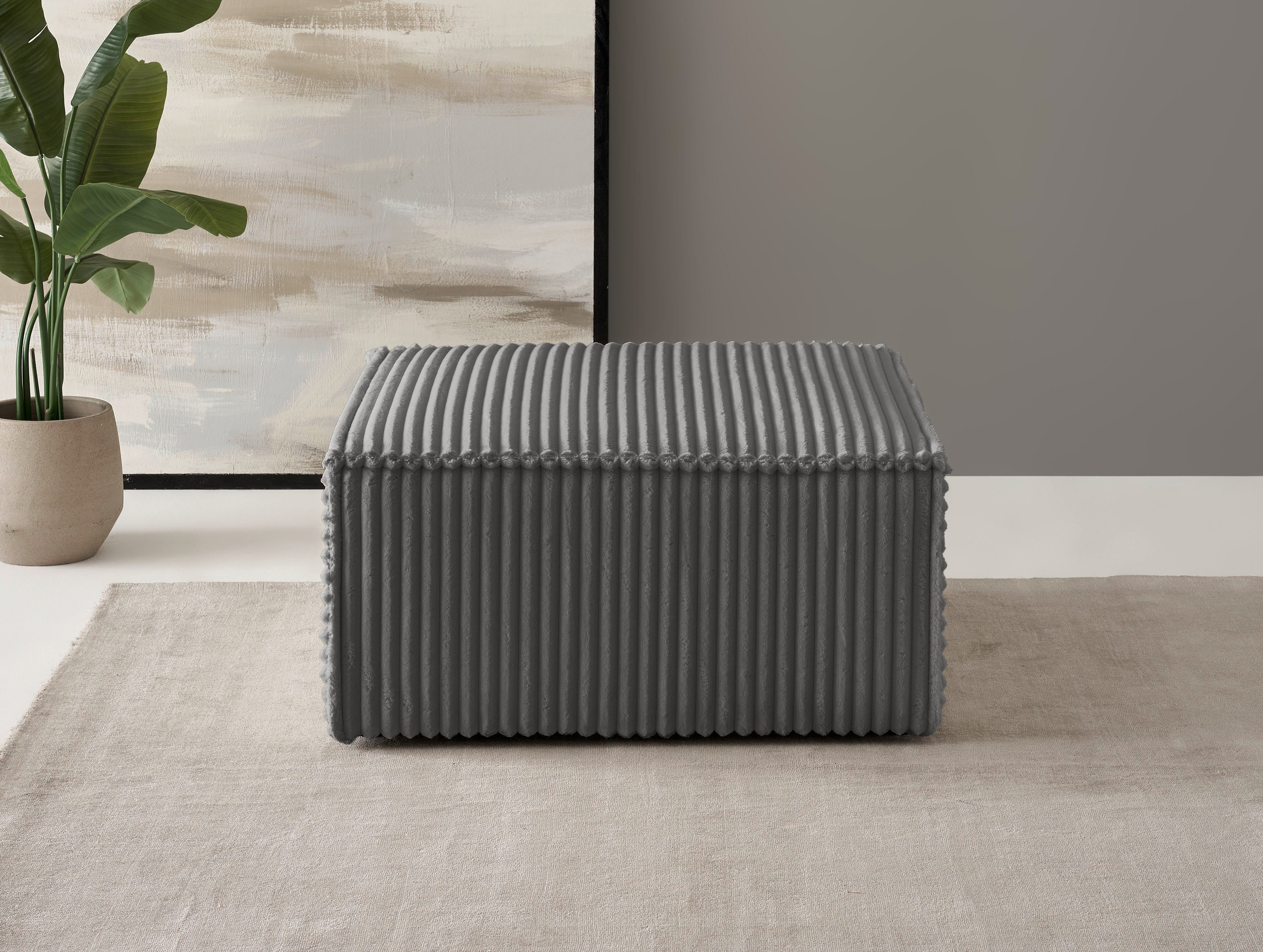 Hocker FINNLEY, Polsterhocker in Bouclé, Struktur fein u. Mega Cord verfügbar