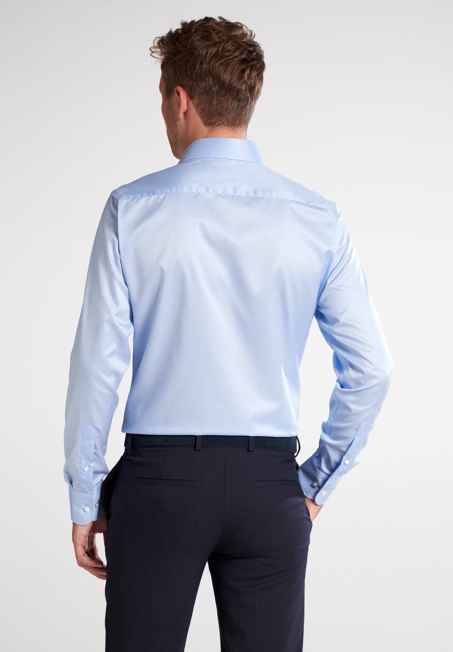 SLIM Eterna hellblau Langarmhemd FIT