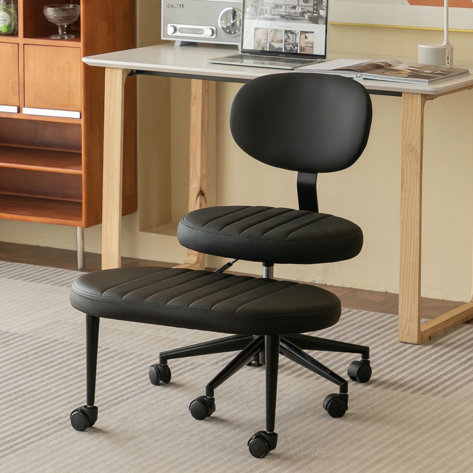 MODFU Bürostuhl Samt-Bürostuhl für Homeoffice, höhenverstellbarer Drehstuhl (Mit neuartiger integrierter Fußstütze, komfortables Sitzen, 360° drehbar, 1 St), 69x92x40 cm Eleganter Stoffbezug, ideal für Arbeitszimmer & Kleinräume