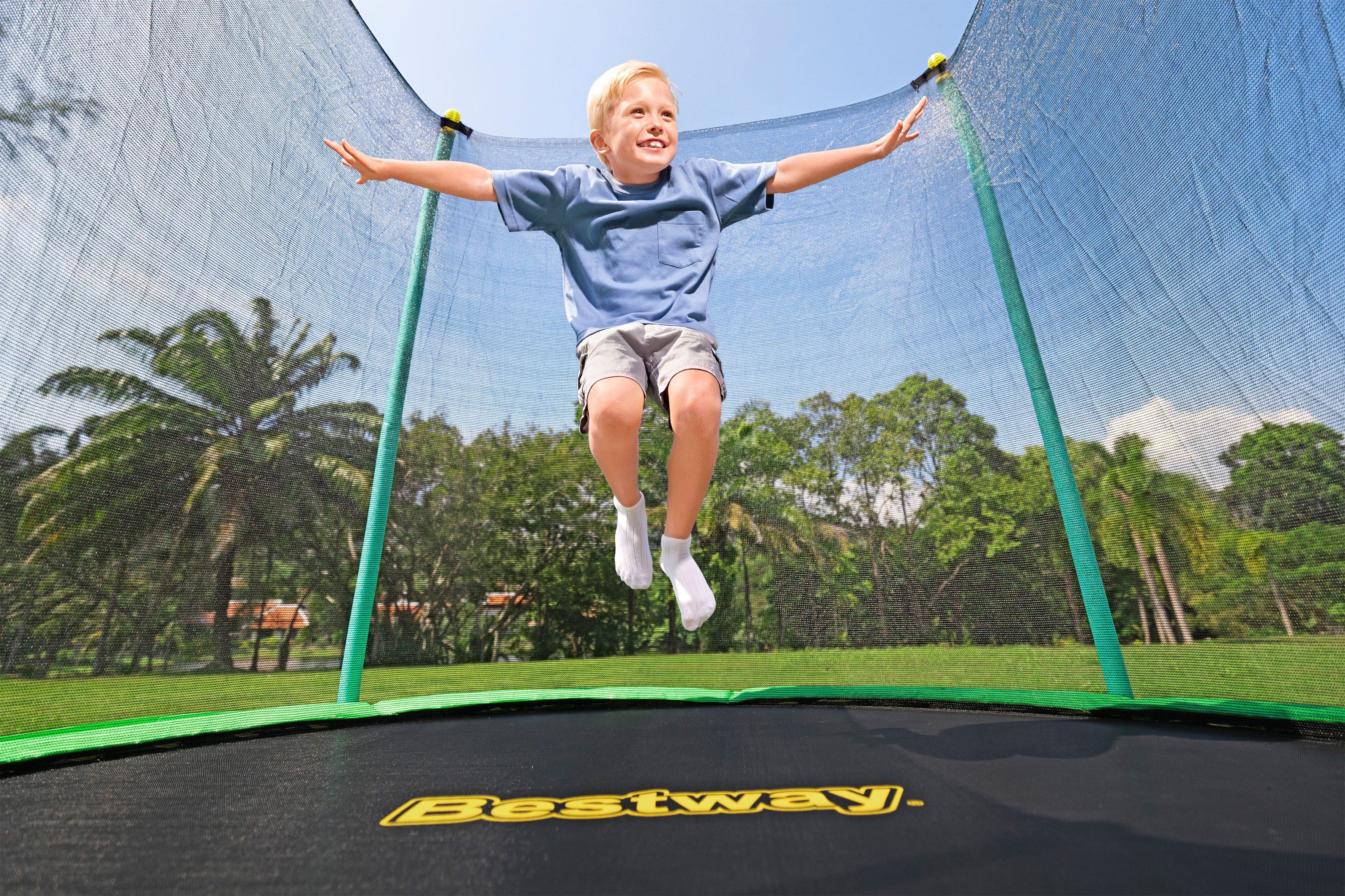 Bestway Gartentrampolin Xtreme Air™ Ø 244 x 220 cm, (Packung, Maximale Belastbarkeit: 80 kg), Einfacher Aufbau mit Federstift- und Bolzenverbindungen