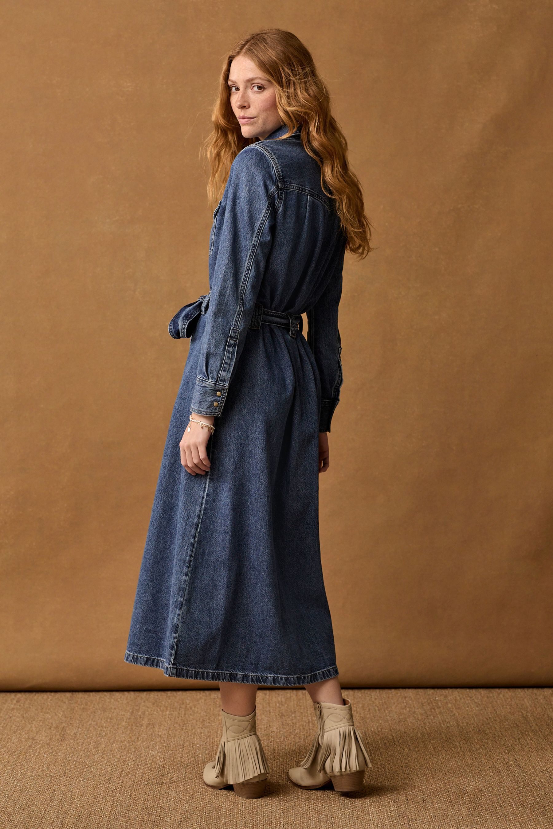 Next Jeanskleid Jeans-Midikleid mit gestuftem Frontsaum günstig online kaufen
