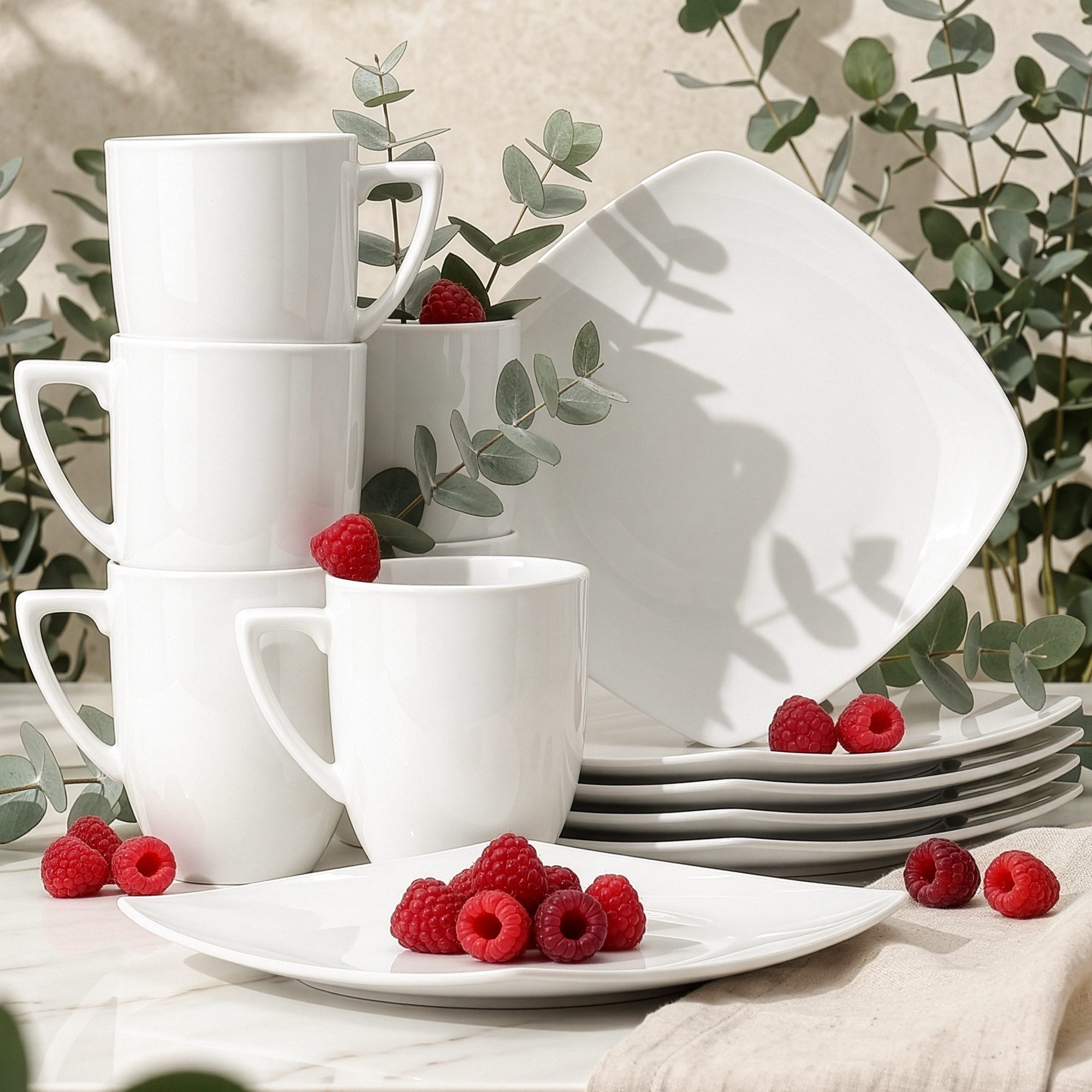 KONSIMO® Kaffeeservice CARLINA Becher Dessertteller (12-tlg), 6 Personen, Porzellan, Spulmachinen- und Mikrowellengeeignet, quadratisch