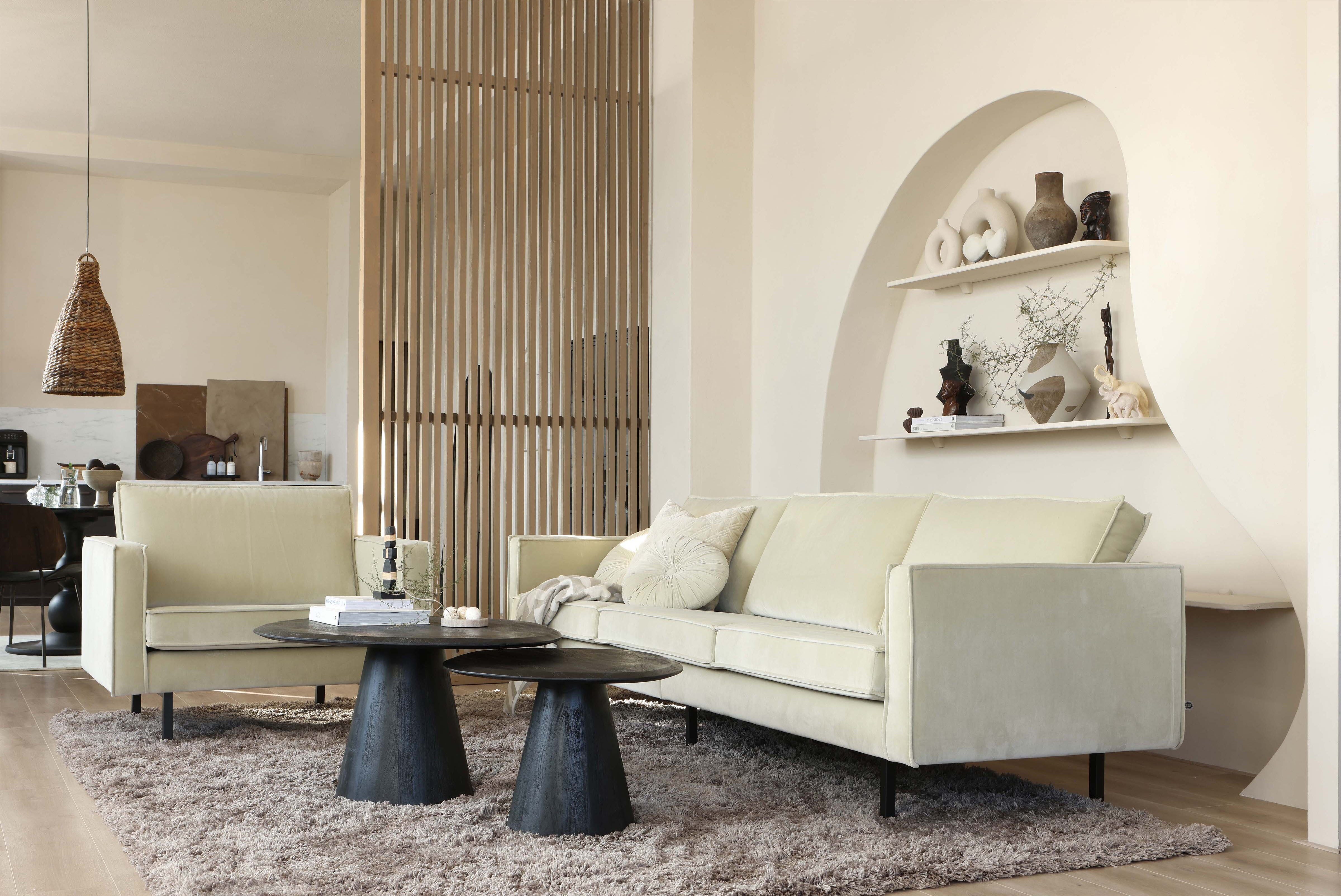 WOOOD Couchtisch Posture aus Mangoholz mit organischer Platte und Standfuß 120x80x47 cm, Tragkraft 15 kg, Standfuß Ø 19–39 cm, Plattendicke 3 cm