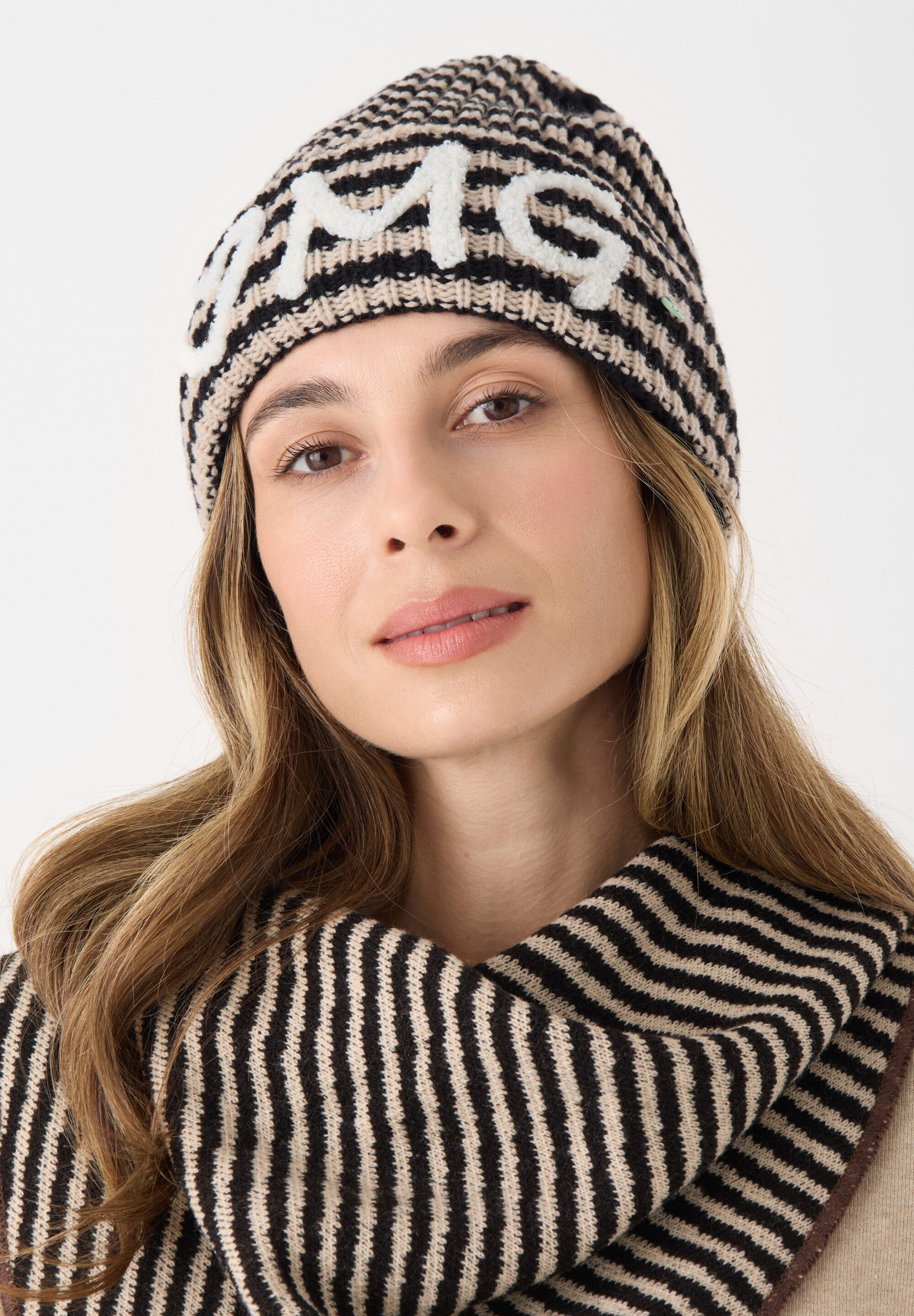Codello Strickmütze (1-St) mit markantem Streifenmuster
