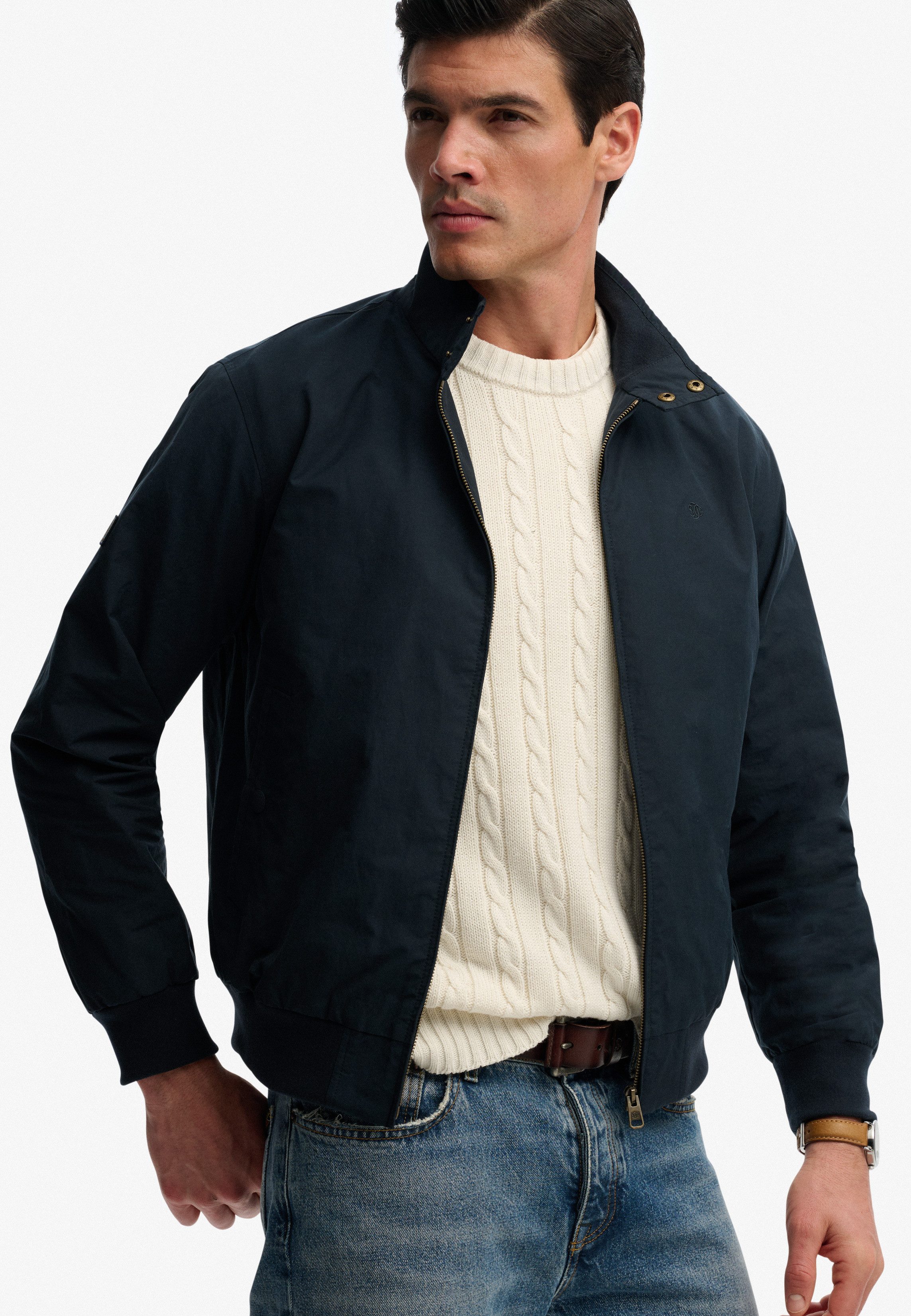 Superdry Parka CLASSIC HARRINGTON JACKET Relaxed Fit, mit hochschließendem Kragen, aus Polyester und Baumwolle