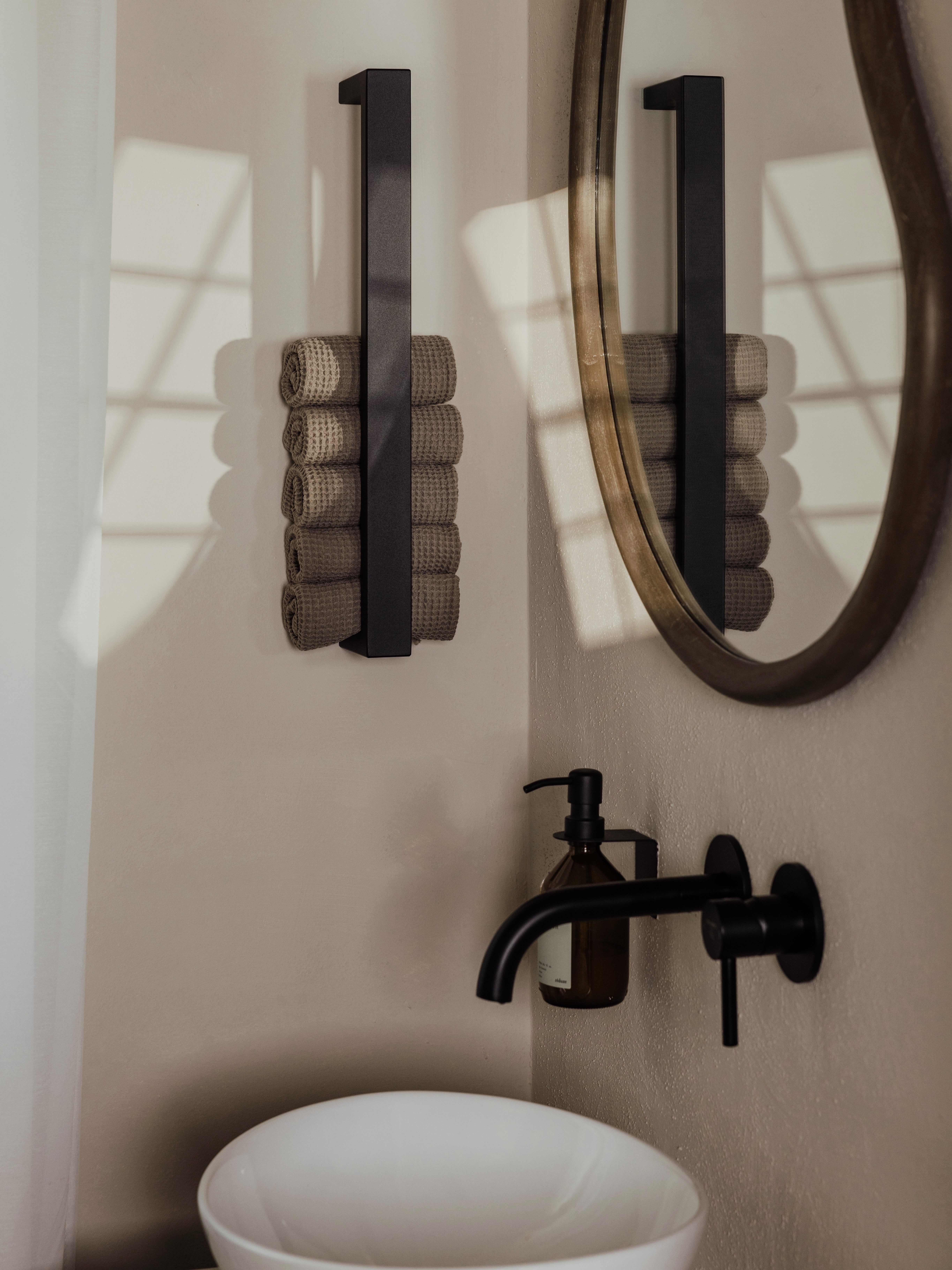 Metallbude Handtuchhalter NALI, ohne sichtbare Verschraubungen, platzsparen günstig online kaufen