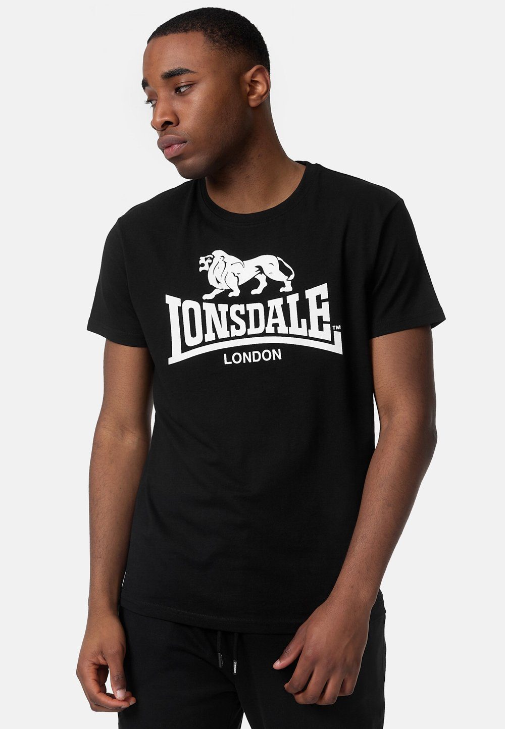 ERNEY ST. T-Shirt Black Lonsdale