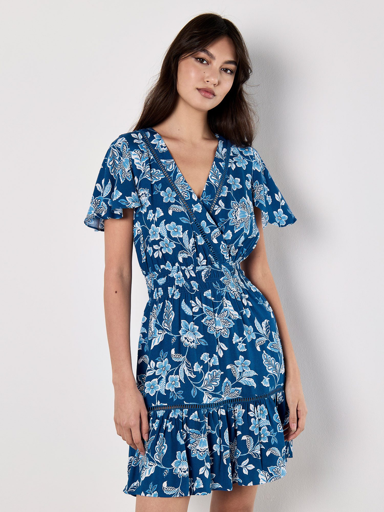 Apricot Druckkleid Sarasa Wickel-Minikleid, mit Flügelarmen günstig online kaufen