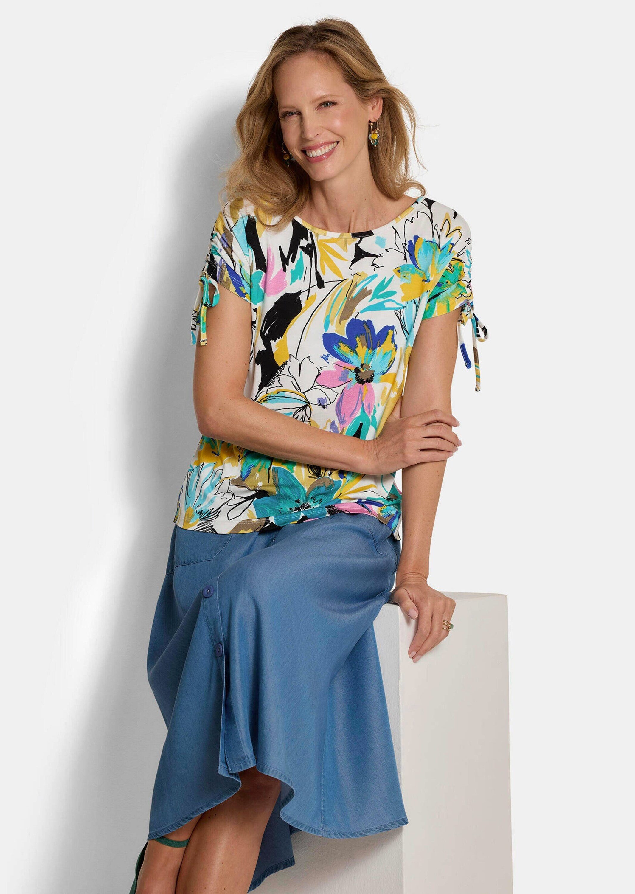 GOLDNER Print-Shirt Jerseyshirt mit floralem Design Cityshirt mit U-Boot-Ausschnitt, Kordelzug und Viertelarm