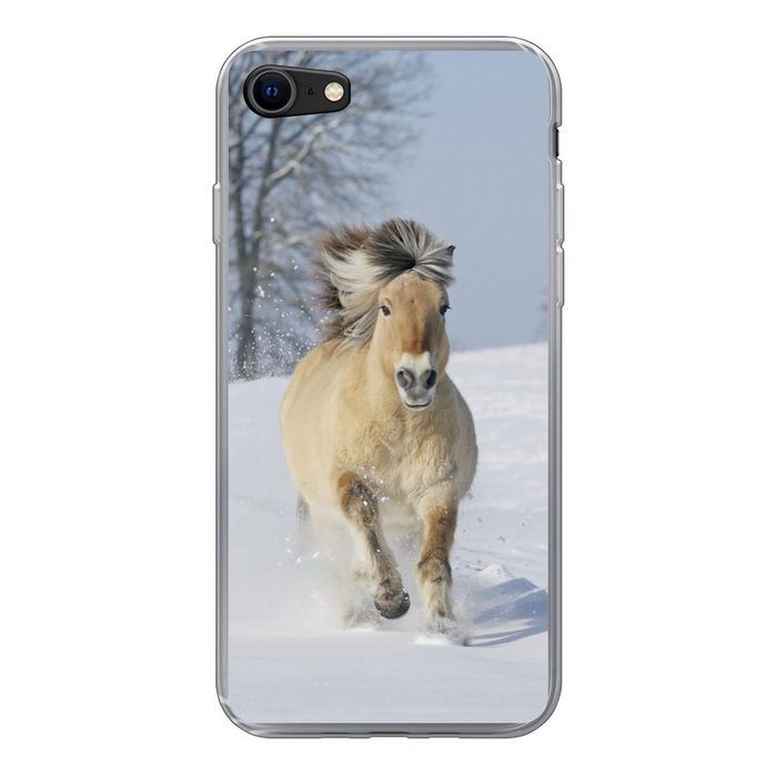 MuchoWow Handyhülle Laufendes Fjordpferd im Schnee Handyhülle Apple iPhone 7 Smartphone-Bumper Print Handy Schutzhülle