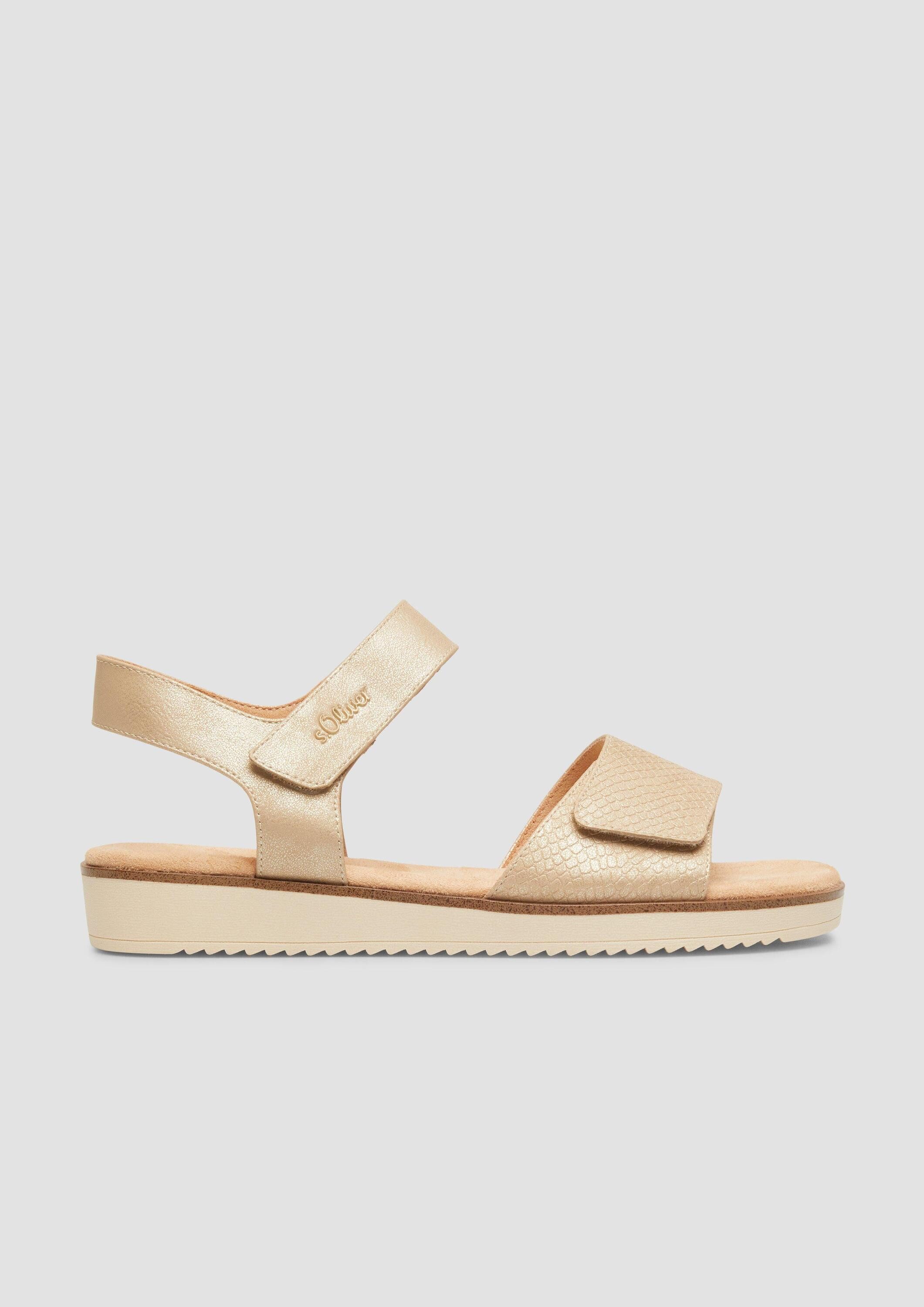 s.Oliver Sandalen Sandale Metallic-Sandalen mit Klettverschluss