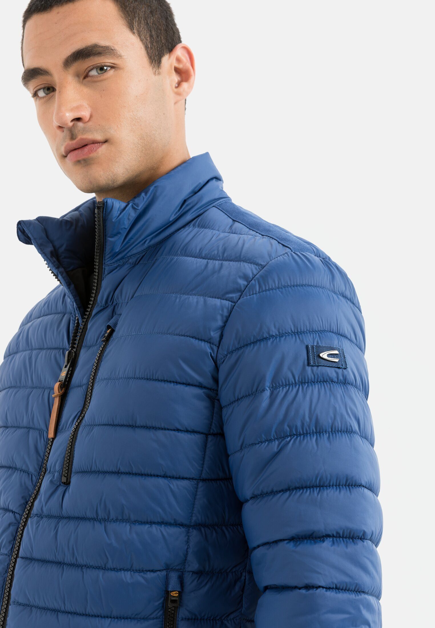 Nylon recycletem aus active Outdoorjacke camel Blau