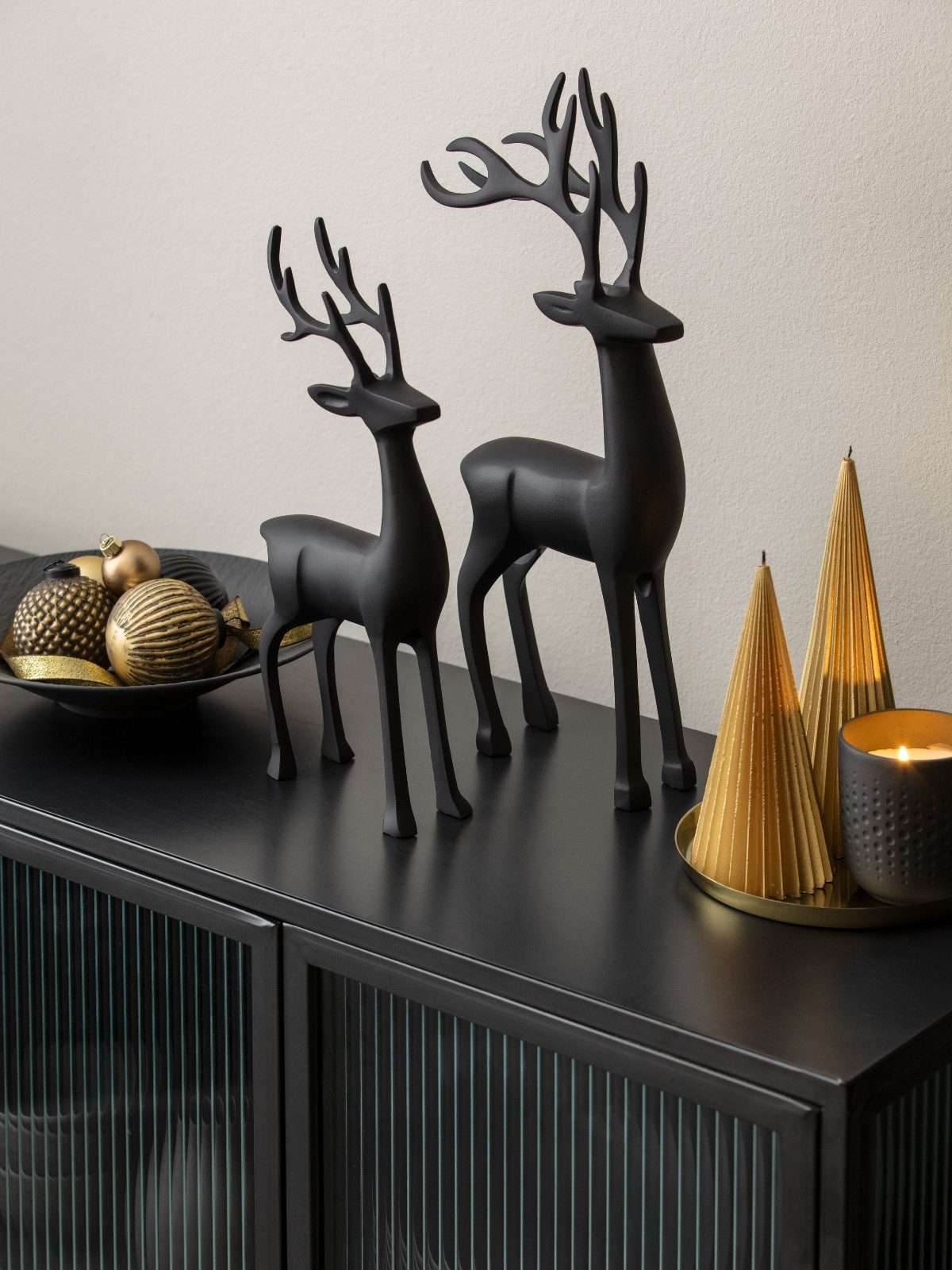 Villeroy & Boch Weihnachtsfigur Christmas Chic Hirsch schwarz 44cm – Bild 2 von 5