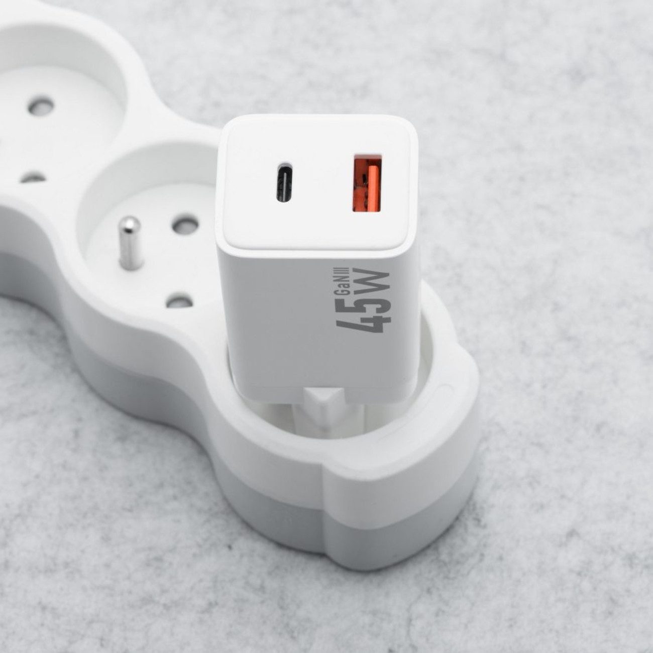 Forcell VT-36 USB-Ladegerät (3000 mA, Einzelladegerät, Kompaktes GaN-III-Ladegerät mit 45 W, PD, QC 4.0, 2 Anschlüsse)