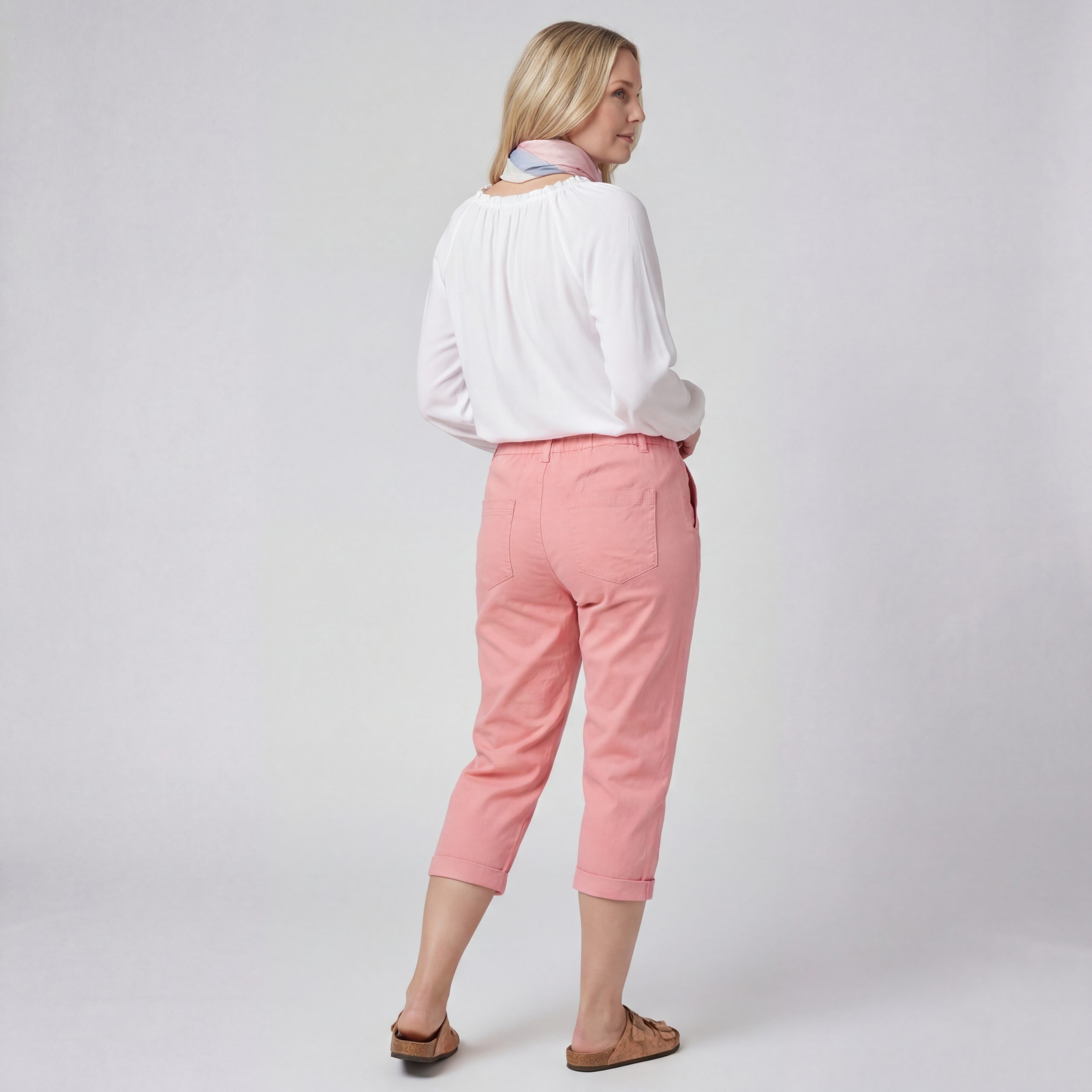 OriginalYou Caprihose Damen mit Stretch Knitterlook kurze Sommerhose mit Gummizug moderner Knitterlook, mit Gummizug und Gürtelschlaufen – Bild 4 von 5