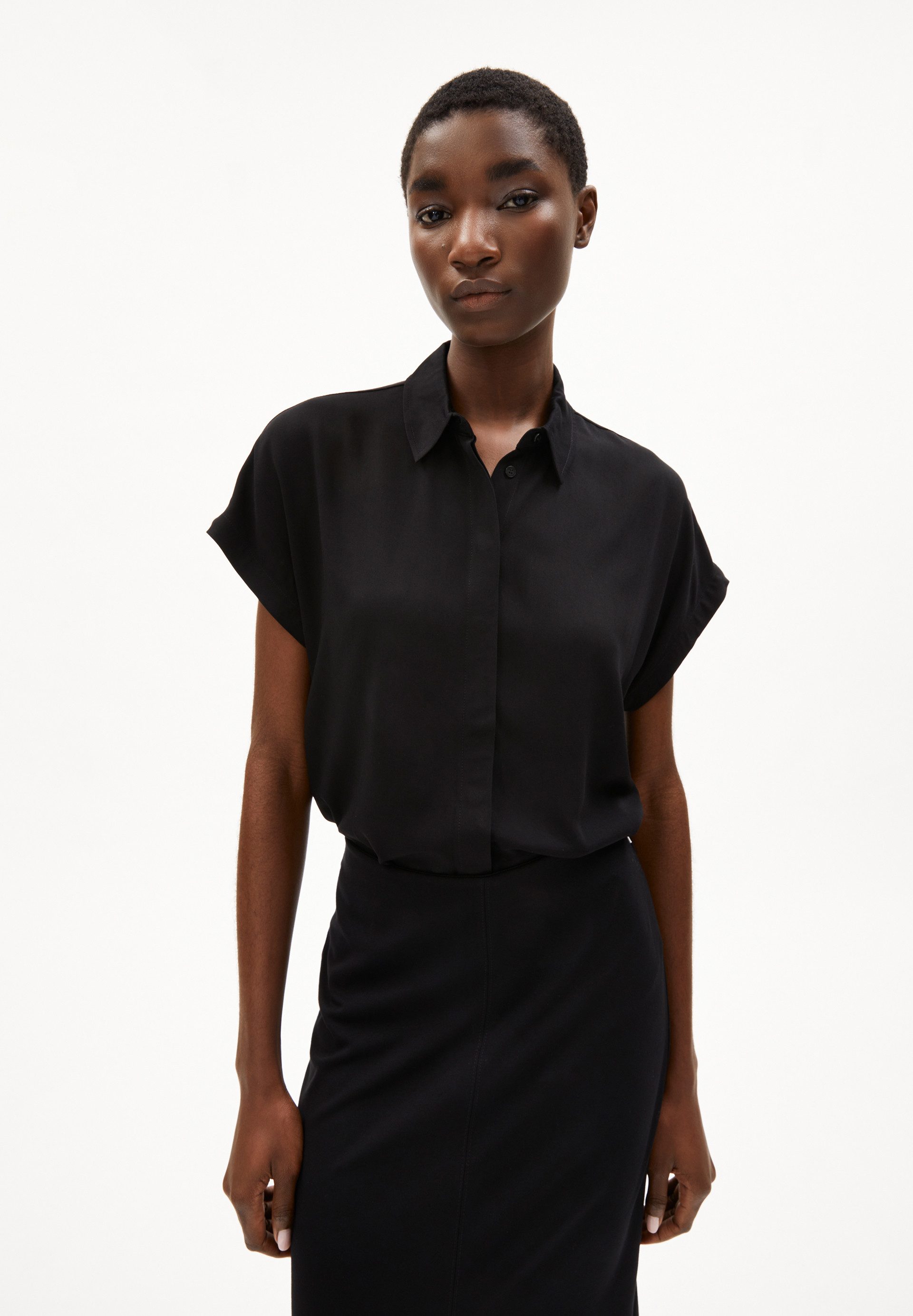 Armedangels Hemdbluse LARISAANA BLOUSE (1-tlg) Rundhalsausschnitt günstig online kaufen