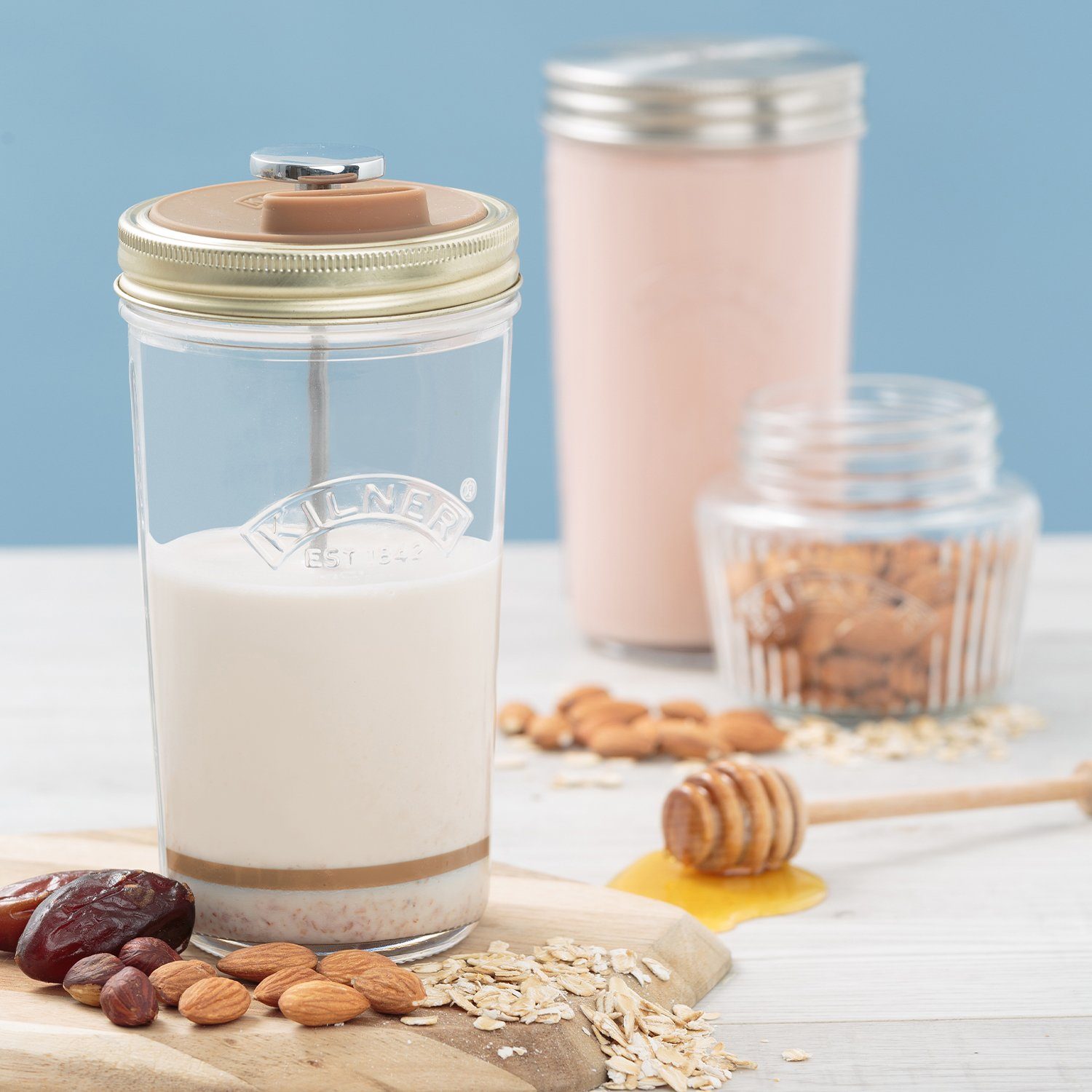 KILNER Protein Shaker, und Glas, Nussmilch, mit für L 4-tlg), á (Set, Kolben 0,5 Spritzschutz, 2 Gläsern
