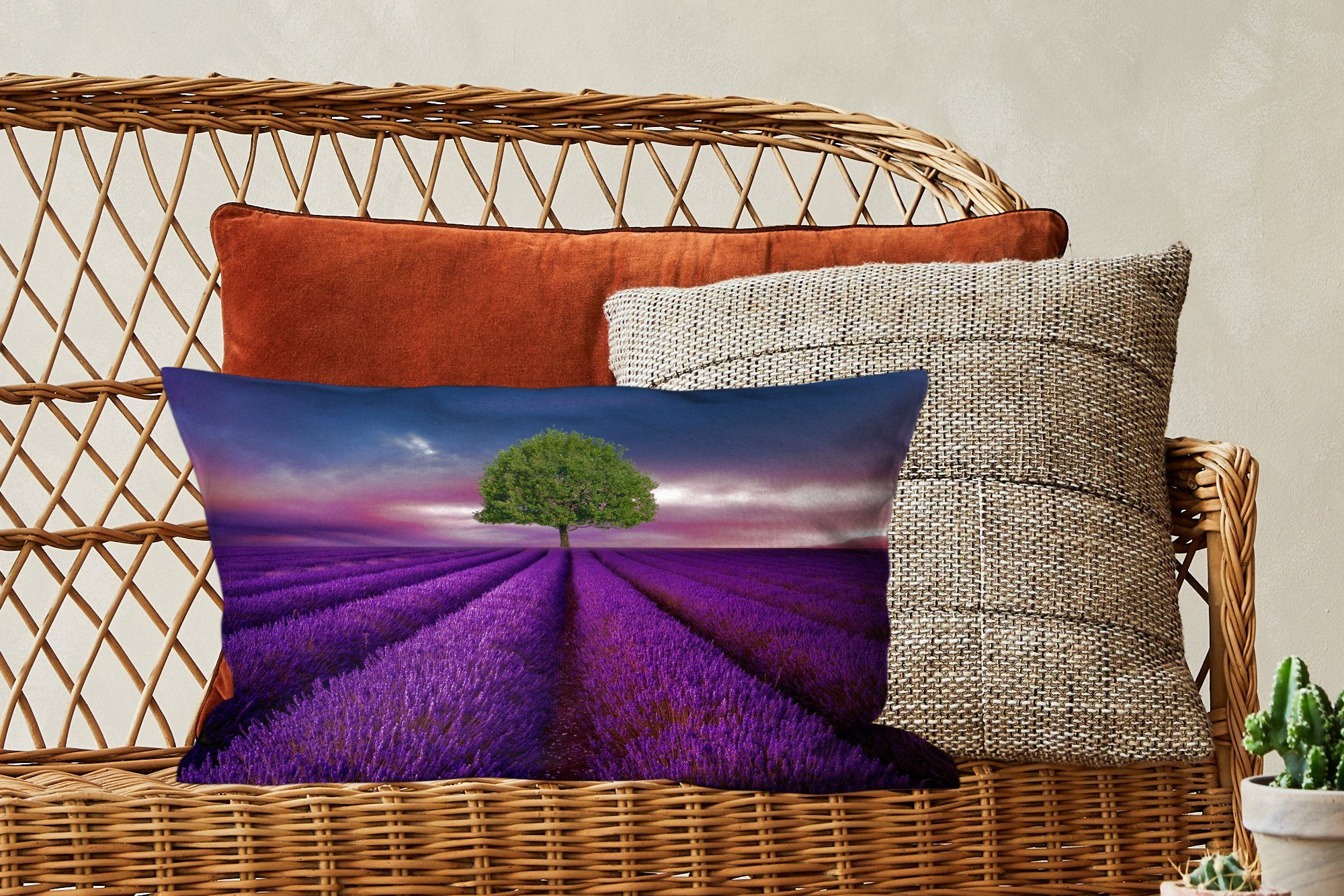 Zierkissen, Dekokissen Lavendel Baum Dekokissen Lila, mit Schlafzimmer - Wohzimmer Dekoration, - Füllung, MuchoWow