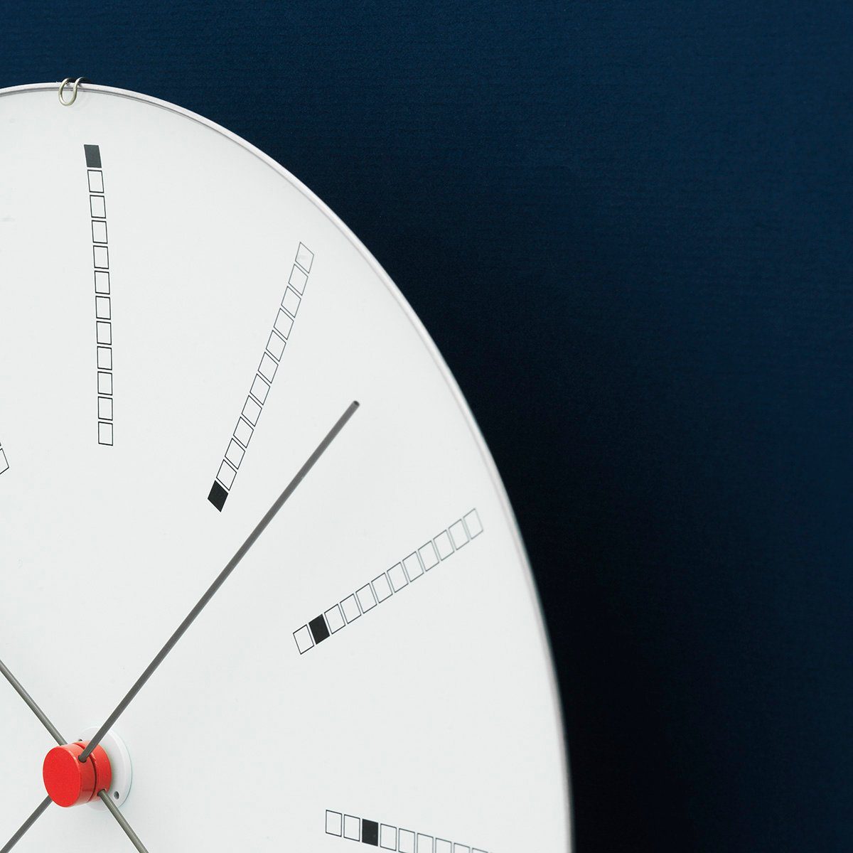 Arne Jacobsen Wanduhr Arne Jacobsen Bankers Wanduhr Ø16