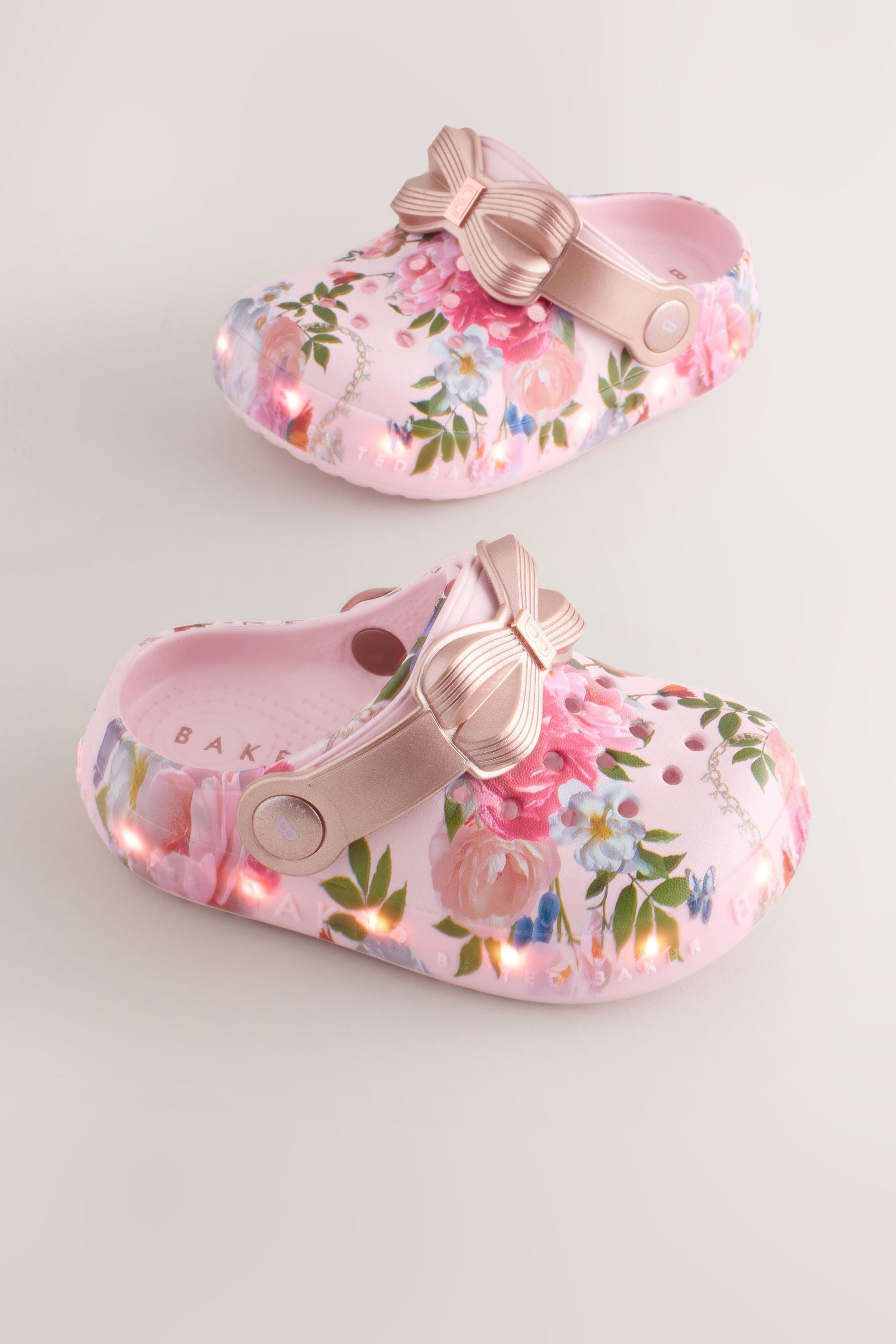 Baker by Ted Baker Baker by Ted Baker Clogs-Sandalen mit Schleife Clog (1-tlg)