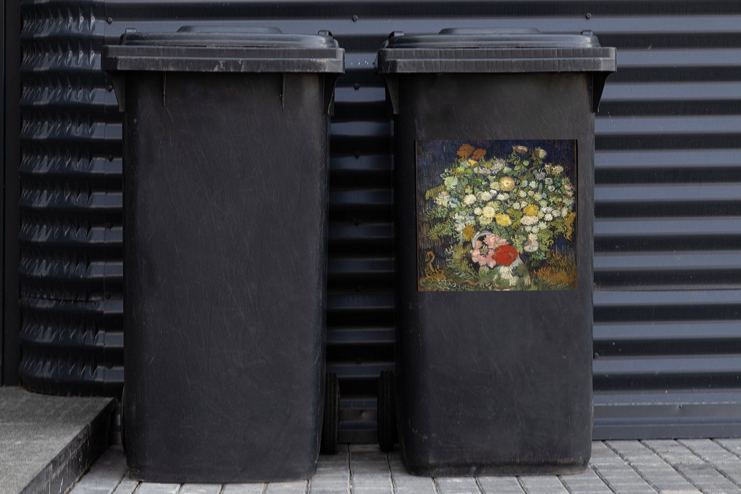 MuchoWow Wandsticker Blumenstrauß Abfalbehälter (1 Sticker, - einer Mülltonne, Gogh Container, Mülleimer-aufkleber, St), Vase Vincent in van