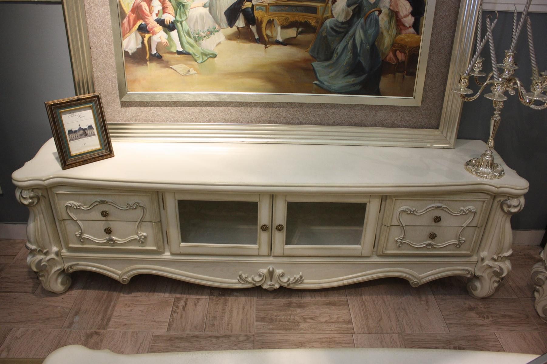 JVmoebel Sideboard Klassisches Holz-TV-Lowboard im Barock-Stil mit Glastüren, Made in Europa