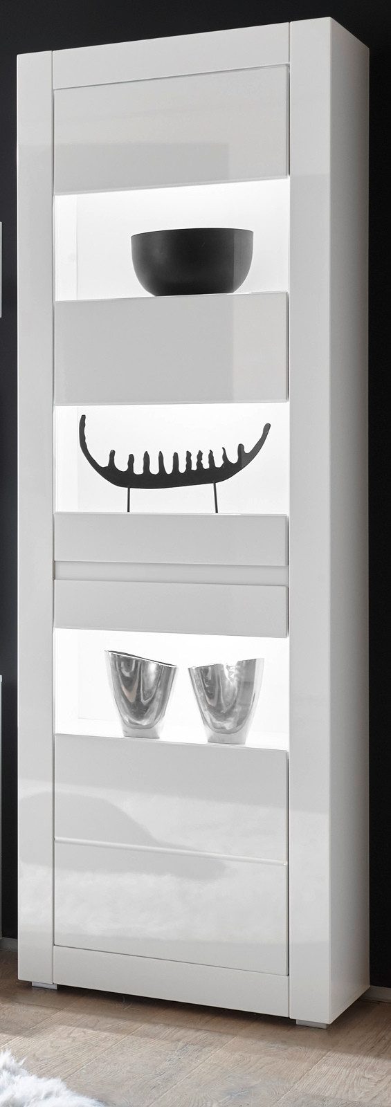 Furn.Design Stauraumvitrine Nobile (Vitrine in Weiß Hochglanz, 2-türig, 66x198 cm) mit Soft-Close-Funktion