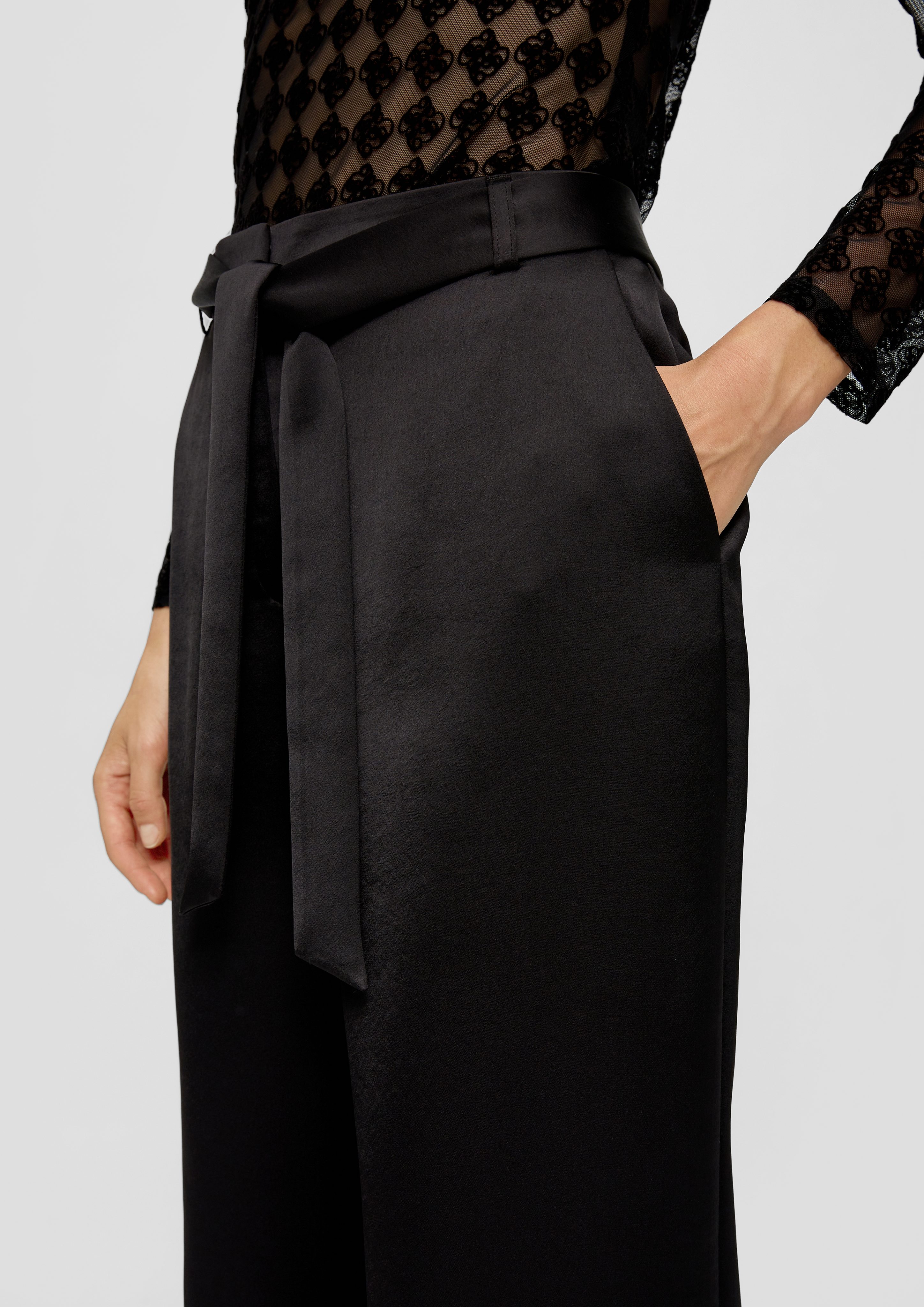 s.Oliver BLACK LABEL Stoffhose Fließende Satinhose günstig online kaufen