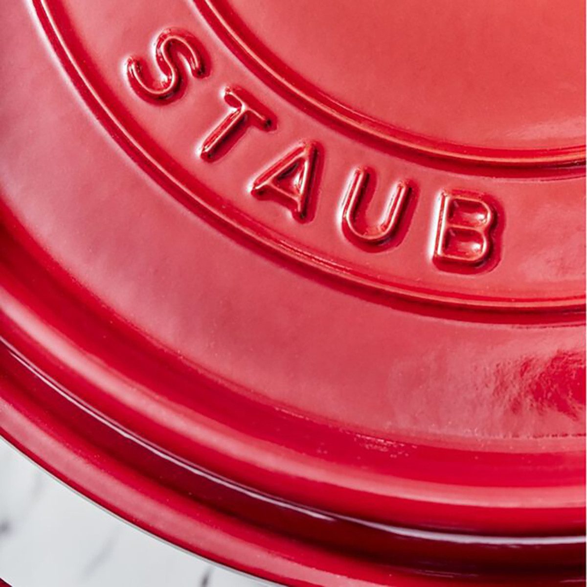 Staub Schmortopf Staub La Cocotte Cocotte, 28 cm Kirsch-Rot rund Gusseisen Kirsch-Rot