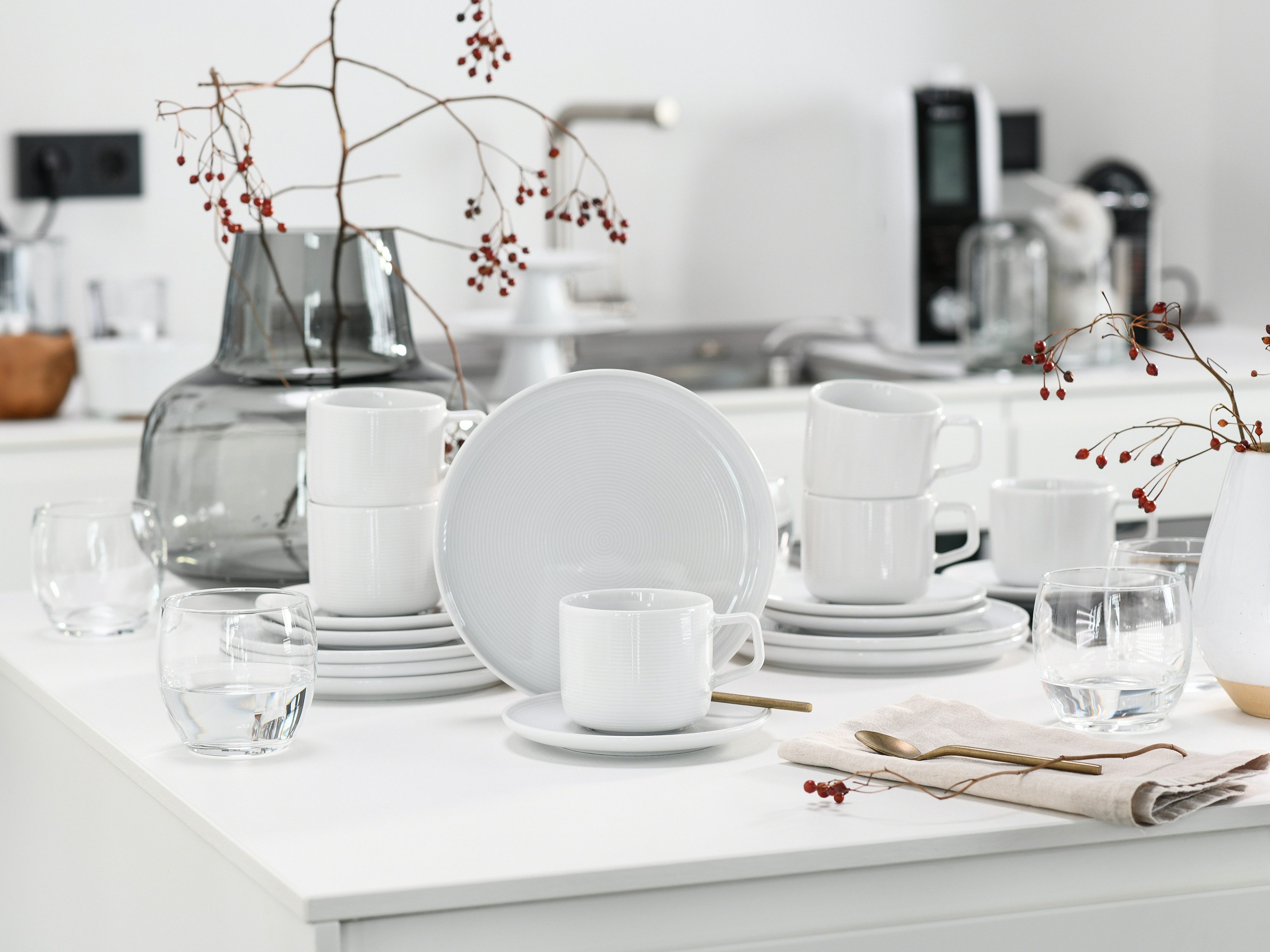 CreaTable Kaffeeservice Session, Service, 18-tlg. (18-tlg), 6 Personen, Porzellan, Teller ohne Fahne mit großem Spiegel, Elegantes Rillenrelief