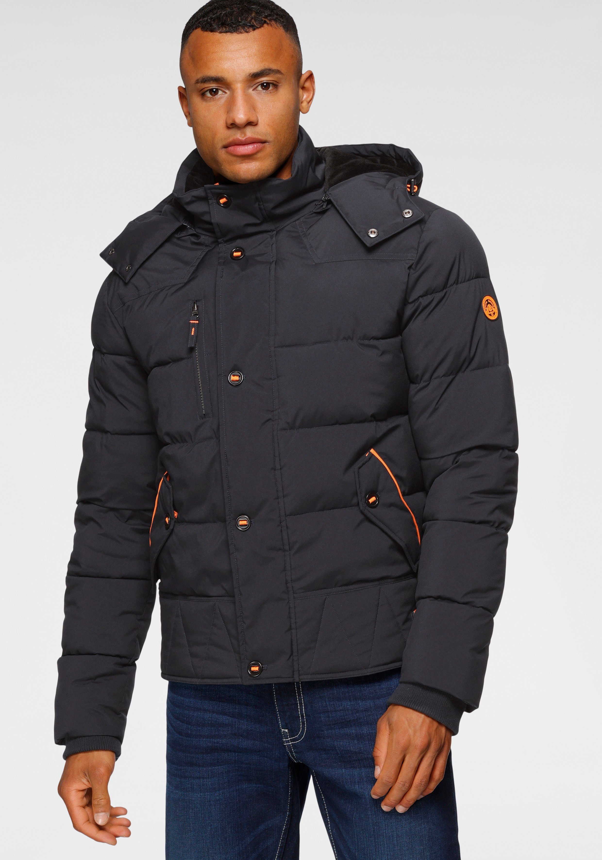 Bruno Banani Steppjacke Winterjacke mit Fellimitat und abnehmbarer Kapuze günstig online kaufen
