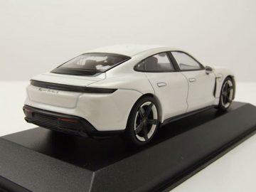 Minichamps Modellauto Porsche Taycan Turbo S 2020 weiß metallic Modellauto 1:43 Minichamps, Maßstab 1:43