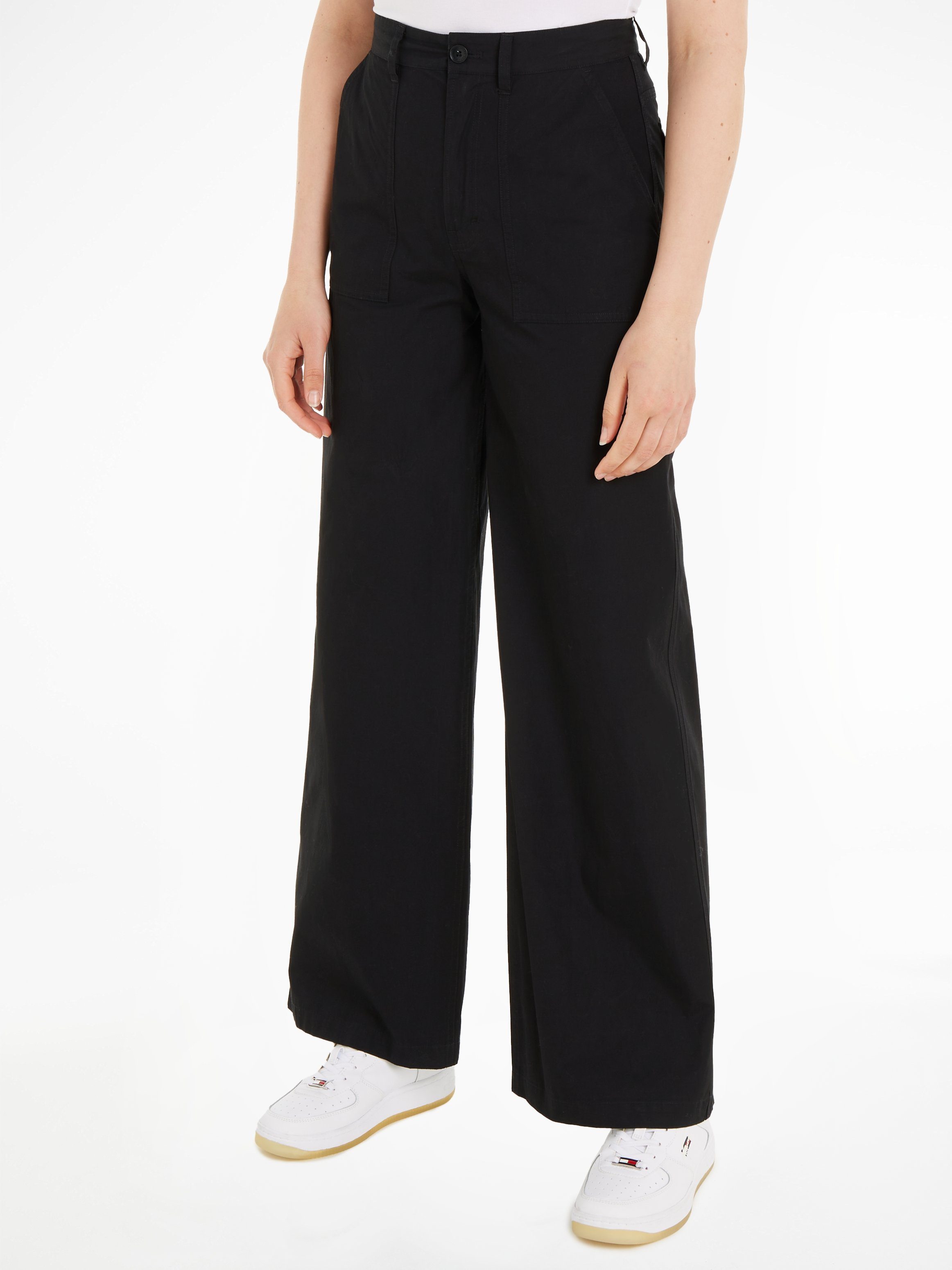 Tommy Jeans Cargohose TJW CLAIRE HR WIDE CARGO PANT mit Logopatch