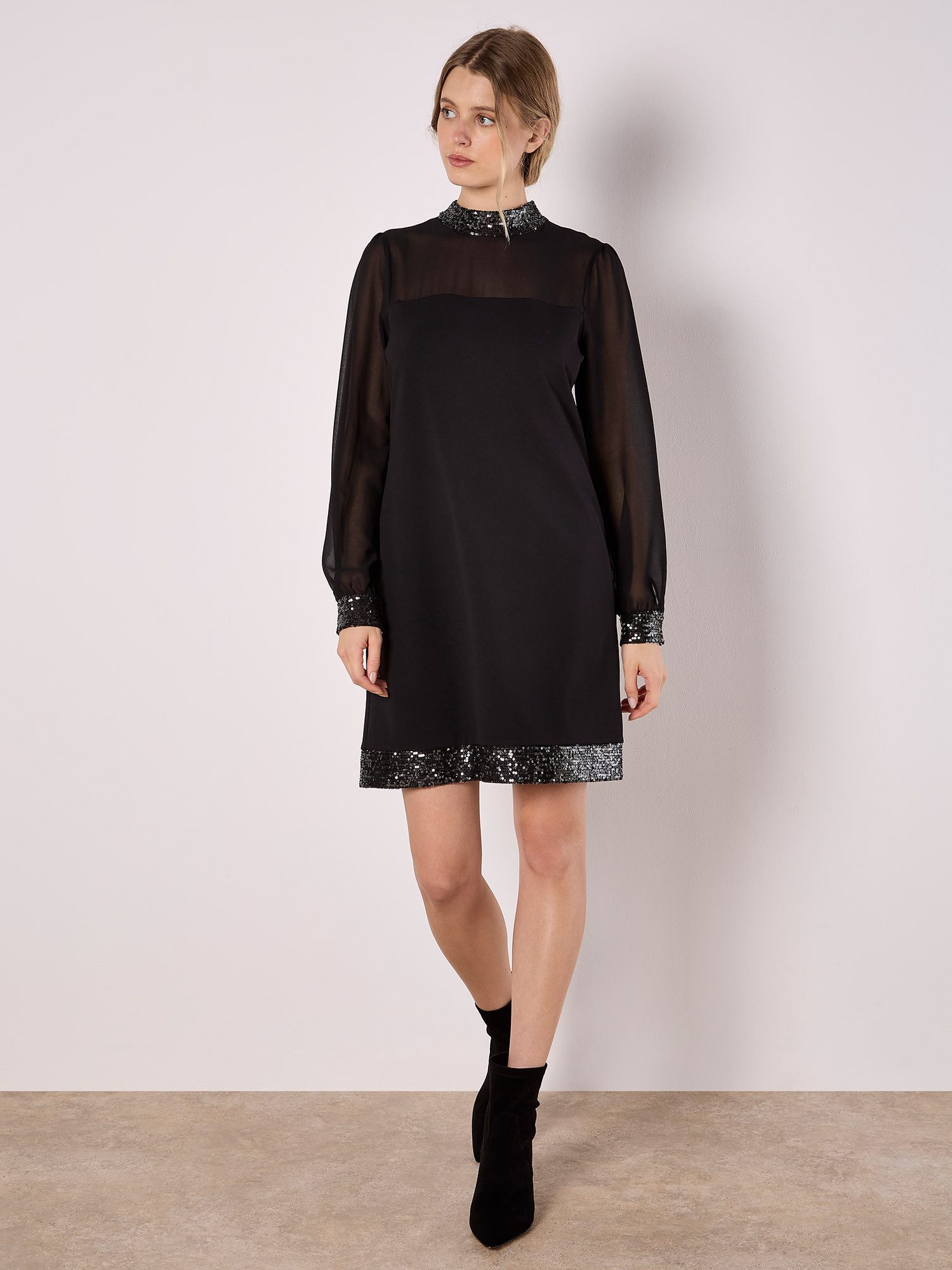 Apricot Partykleid Paillettenkleid mit hohem Ausschnitt mit semitransparenten Armen – Bild 5 von 5