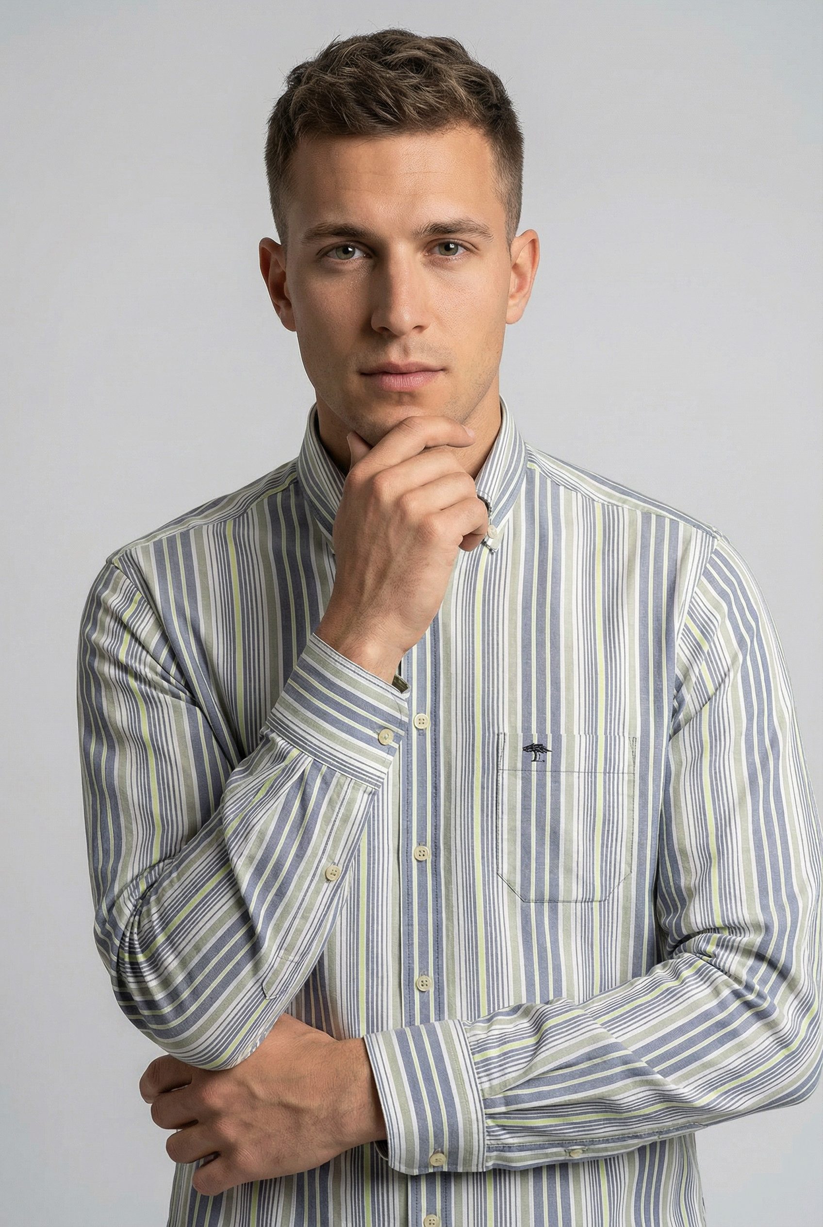 FYNCH-HATTON Streifenhemd Washed Oxford Stripe normale Passform, aus reiner Baumwolle, mit Streifenmuster – Bild 3 von 5