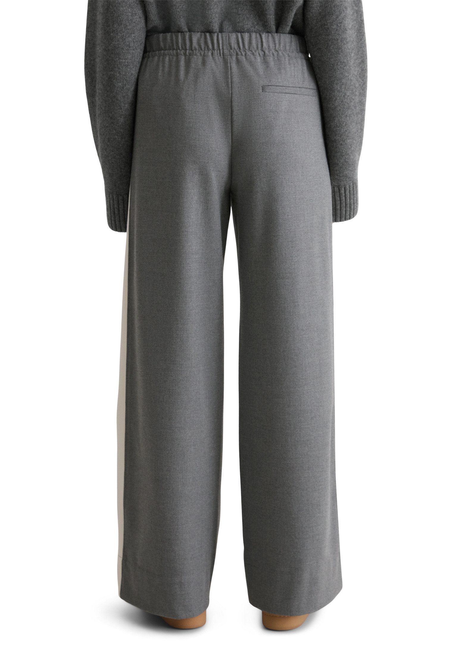 Marc O'Polo Chinohose aus weichem Polyester-Viskose-Twill