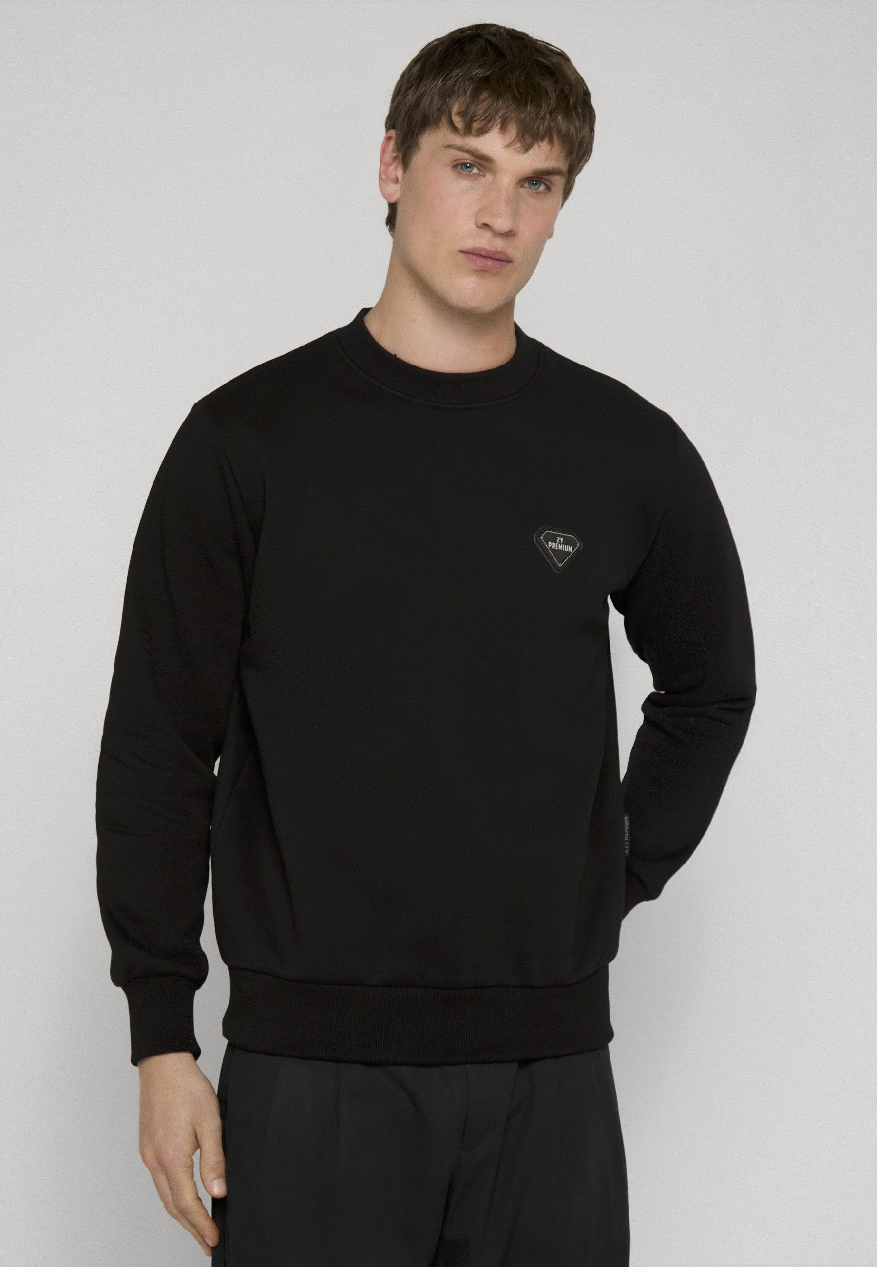 2Y Premium Sweater 2Y Premium Nemoris Slim Fit Sweatshirt (1-tlg)