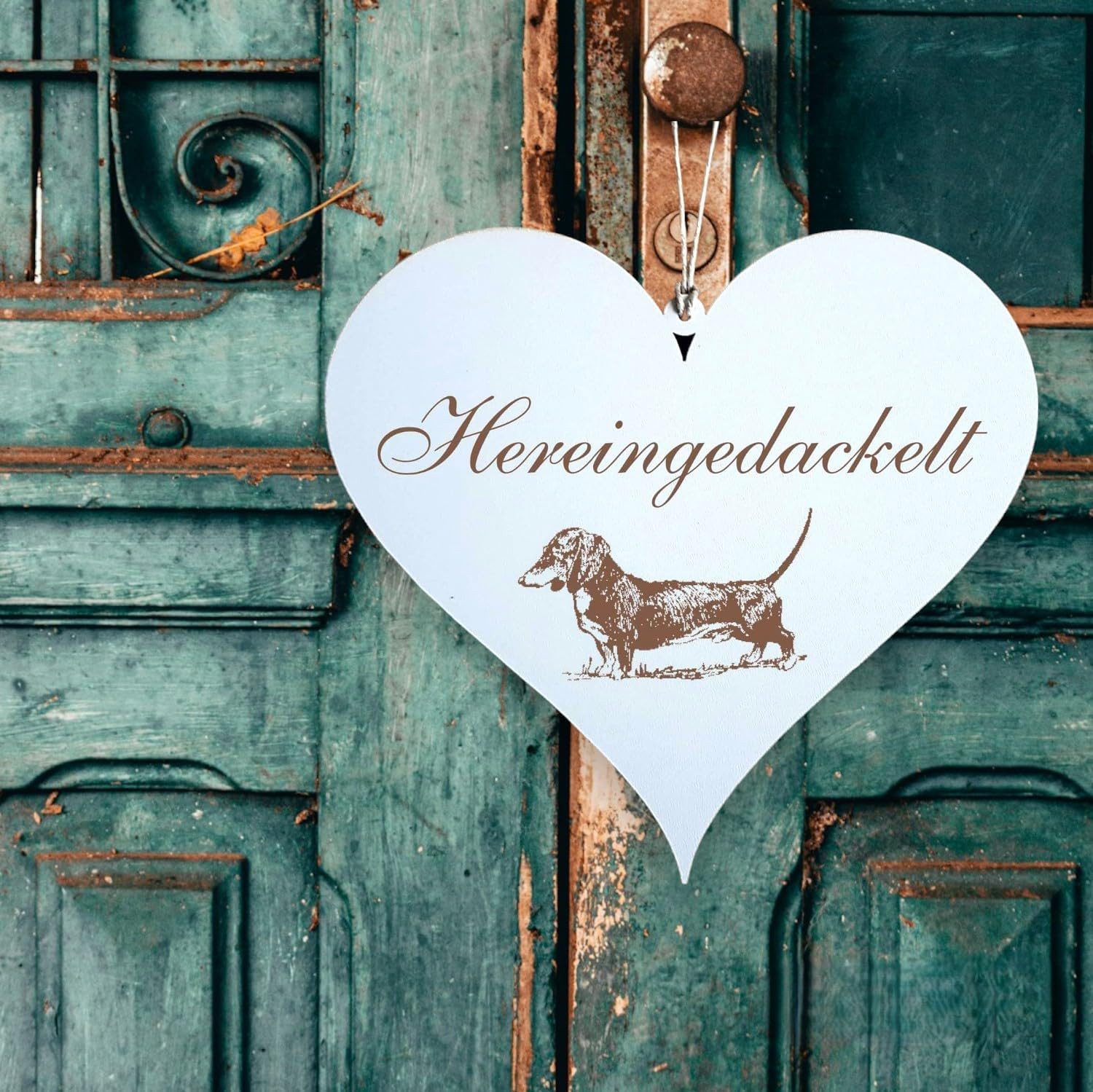 Dekolando Hängedekoration Herz Schild HEREINGEDACKELT mit Motiv Dackel (Holzschild), weiß – Bild 3 von 4