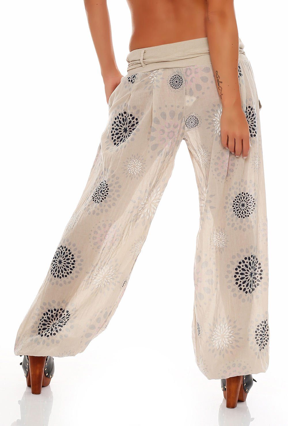 malito more than fashion Haremshose malito Damen Pumphose mit Print, leichte Stoffhose inkl. Gürtel, Pumphose Aladinhose mit Print Einheitsgröße